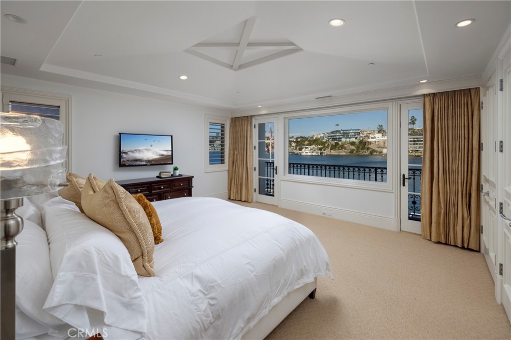 Newport Beach, California, 92661, United States, 7 Bedrooms Bedrooms, ,9 BathroomsBathrooms,Residential,For Sale,1770248