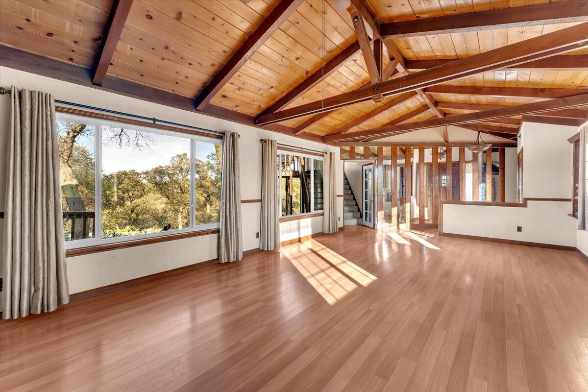 Millville, California, 96062, United States, 4 Bedrooms Bedrooms, ,3 BathroomsBathrooms,Residential,For Sale,1991277