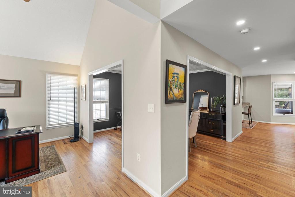 Winchester, Virginia, 22601, United States, 3 Bedrooms Bedrooms, ,2 BathroomsBathrooms,Residential,For Sale,1918203