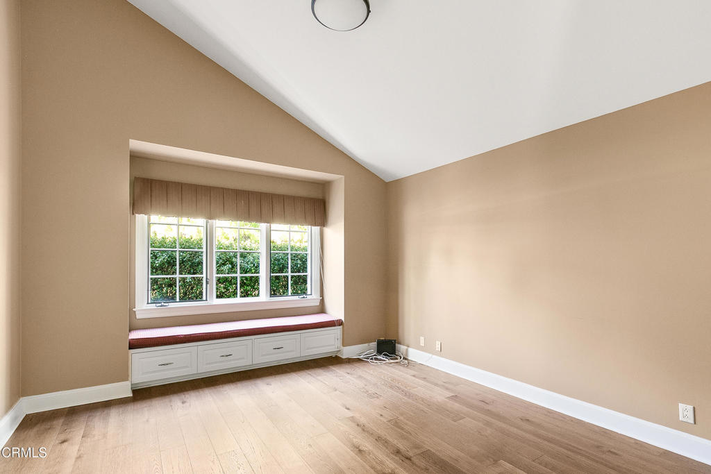 Camarillo, California, 93012, United States, 5 Bedrooms Bedrooms, ,7 BathroomsBathrooms,Residential,For Sale,1996163