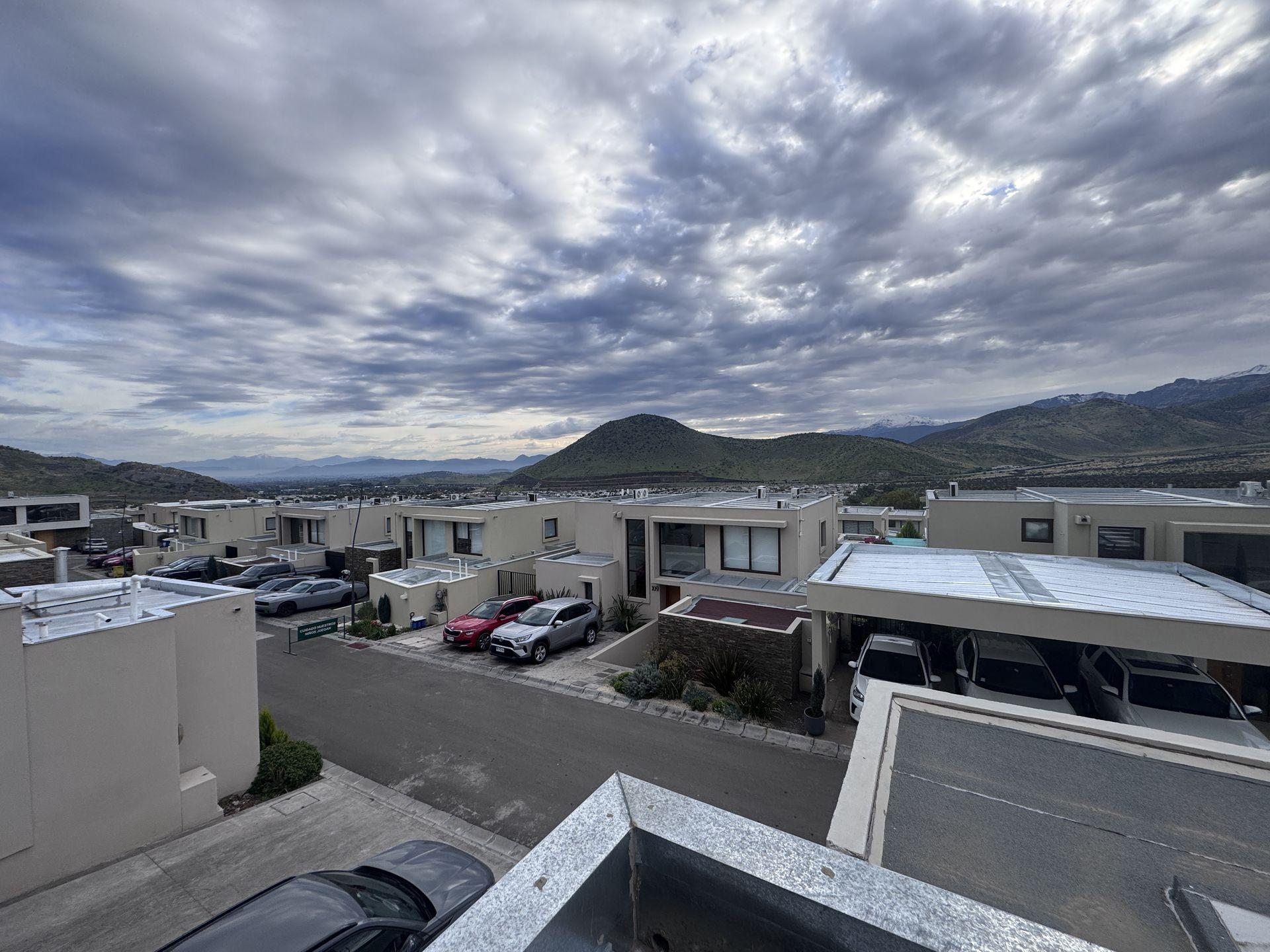 Colina, Chile, 5 Bedrooms Bedrooms, ,4 BathroomsBathrooms,Residential,For Sale,1867480