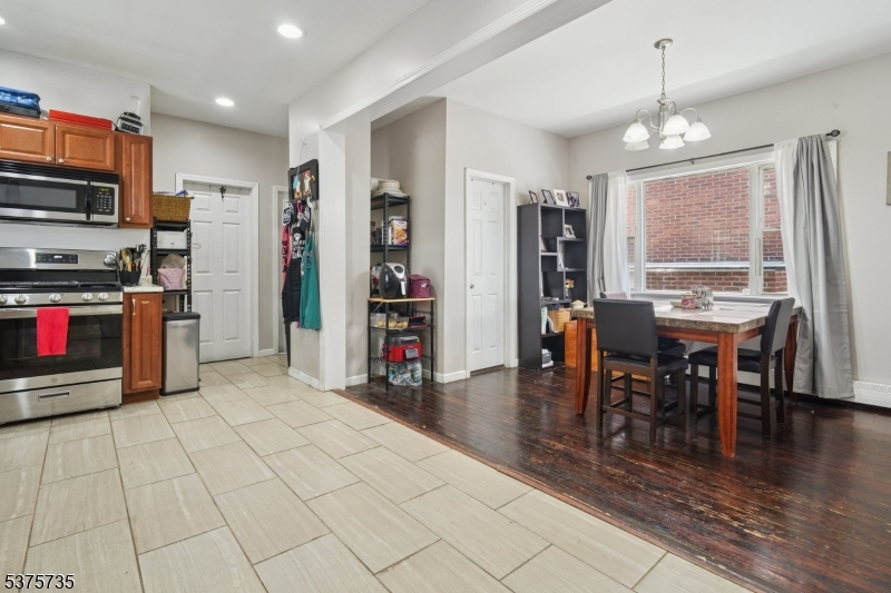 Garfield City, New Jersey, 07026, United States, 4 Bedrooms Bedrooms, ,3 BathroomsBathrooms,Residential,For Sale,1913233
