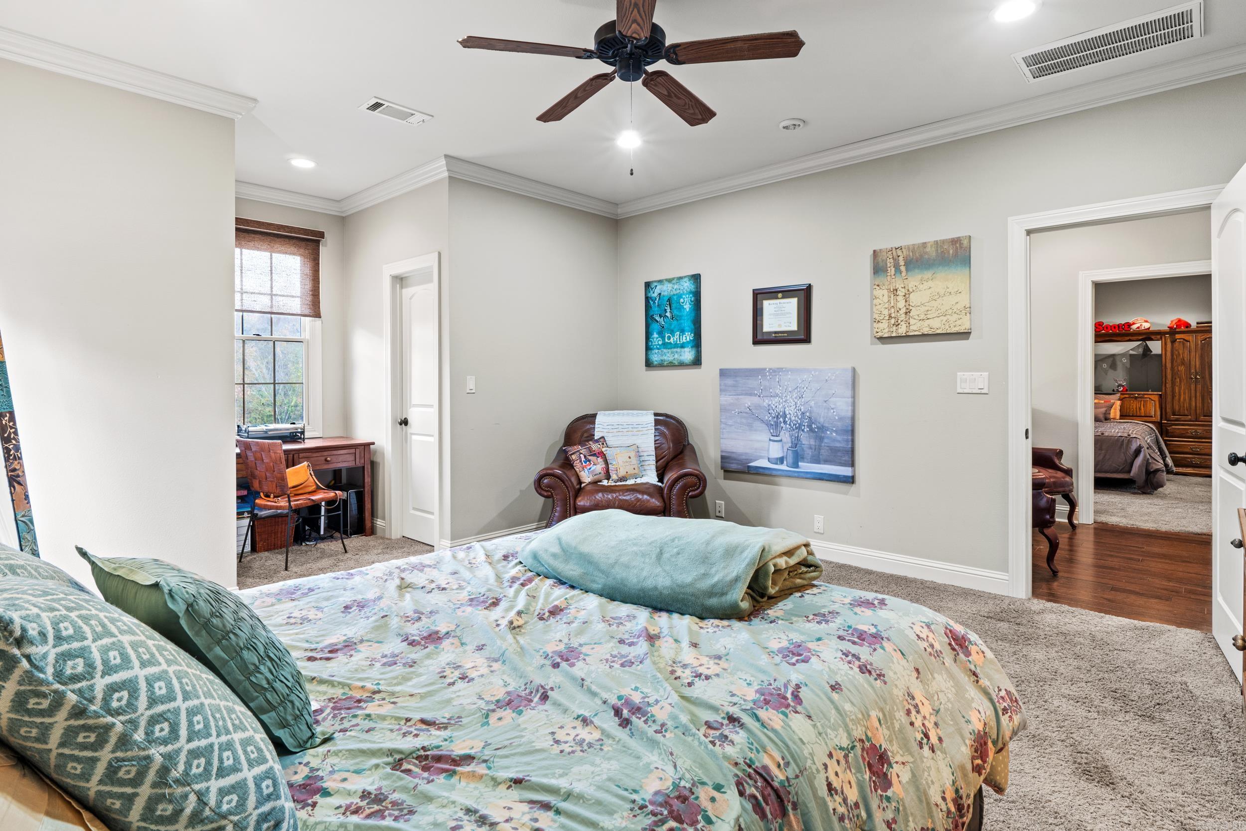 Benton, Arkansas, 72019, United States, 5 Bedrooms Bedrooms, ,5 BathroomsBathrooms,Residential,For Sale,1994401