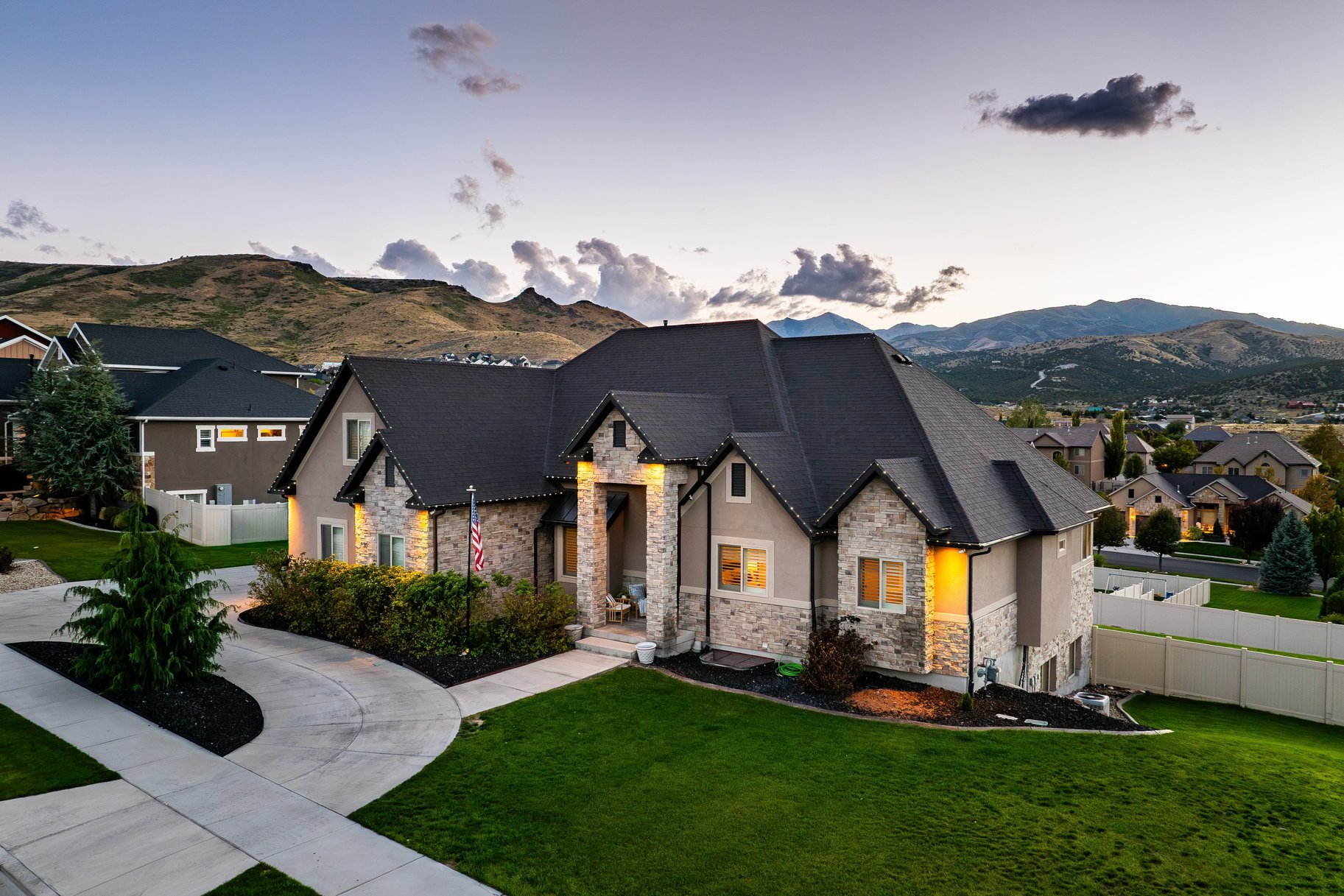  Custom Herriman Estate - 物件實景