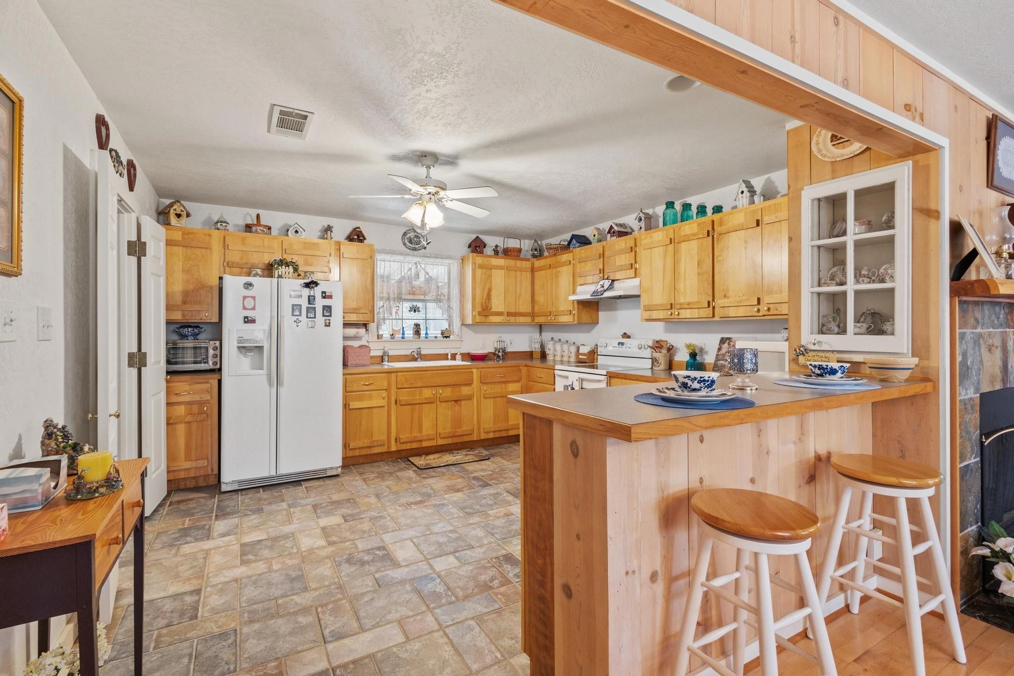 Ivanhoe, Texas, 75447, United States, 3 Bedrooms Bedrooms, ,2 BathroomsBathrooms,Residential,For Sale,1974689