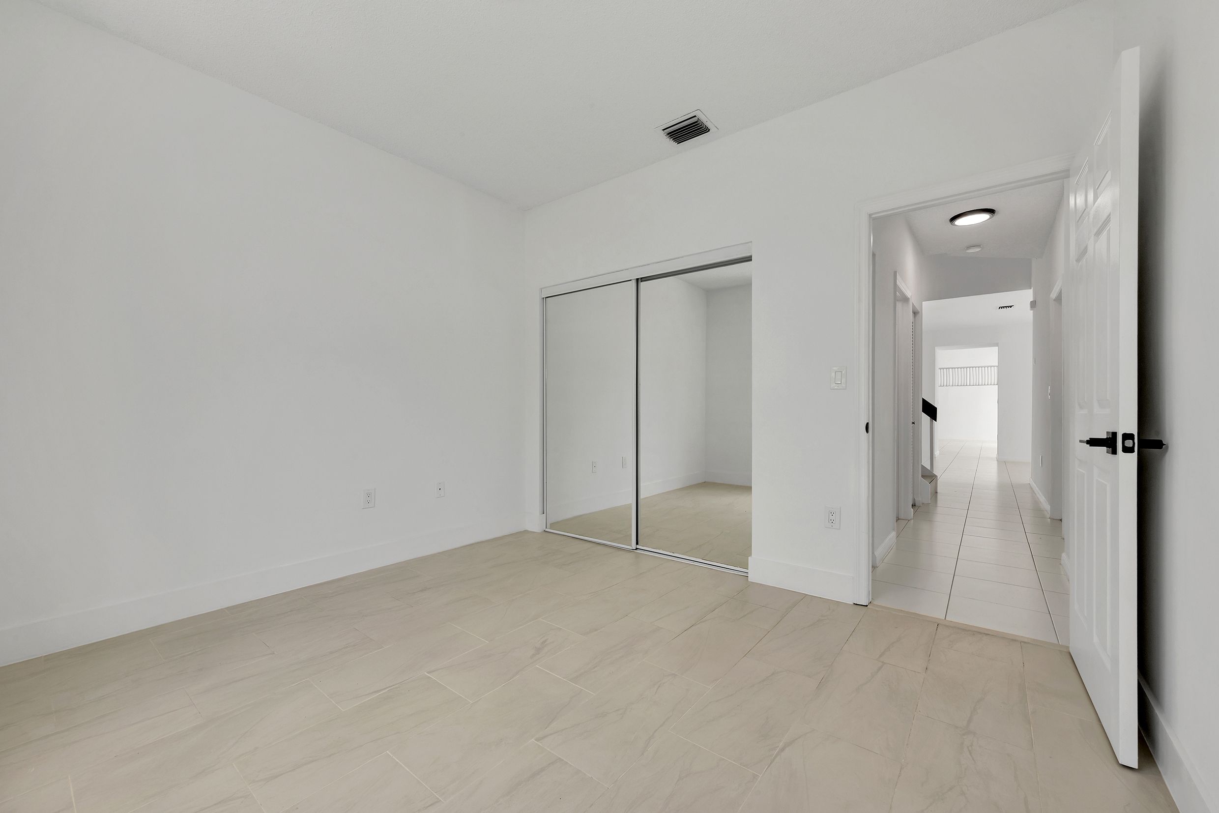  15558 SW 112th Dr, Miami, FL, 33196 - 物件實景