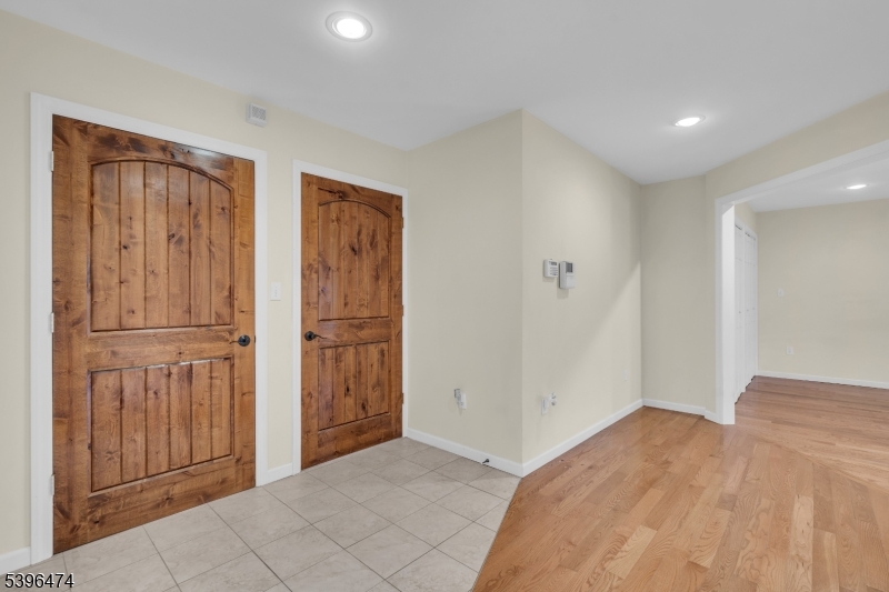 Jefferson Twp., New Jersey, 07849, United States, 3 Bedrooms Bedrooms, ,3 BathroomsBathrooms,Residential,For Sale,1995932