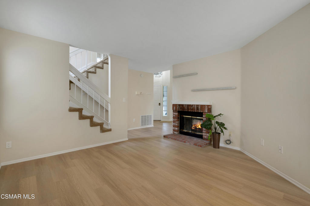 Agoura Hills, California, 91301, United States, 3 Bedrooms Bedrooms, ,3 BathroomsBathrooms,Residential,For Sale,1989584