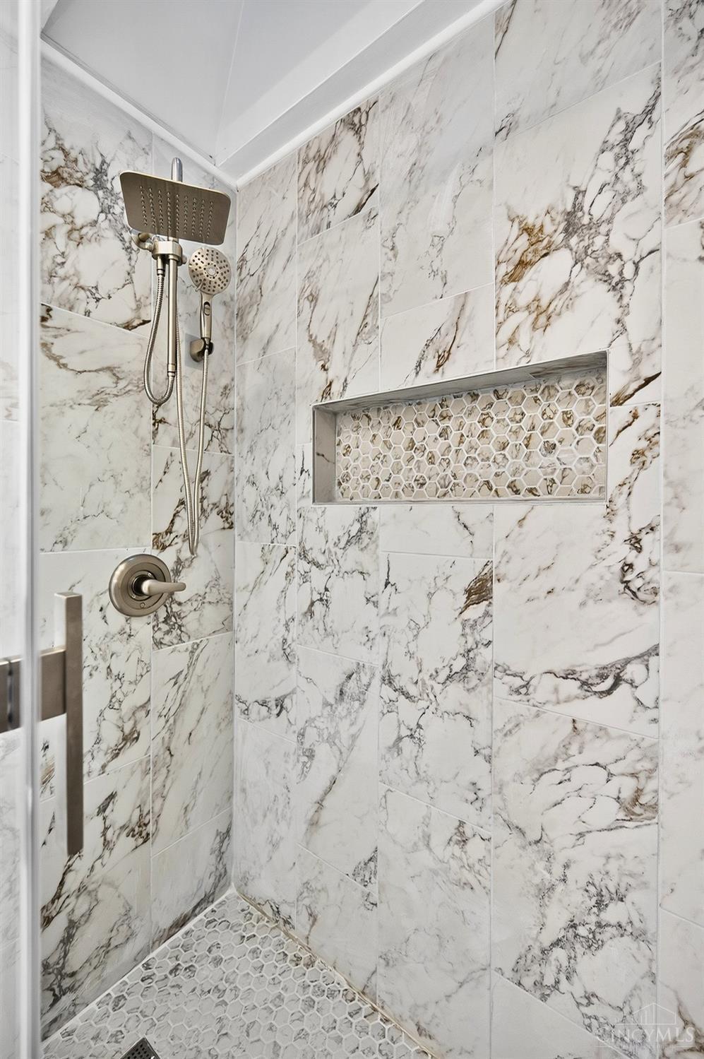 Sycamore Twp, Ohio, 45241, United States, 4 Bedrooms Bedrooms, ,4 BathroomsBathrooms,Residential,For Sale,1982774