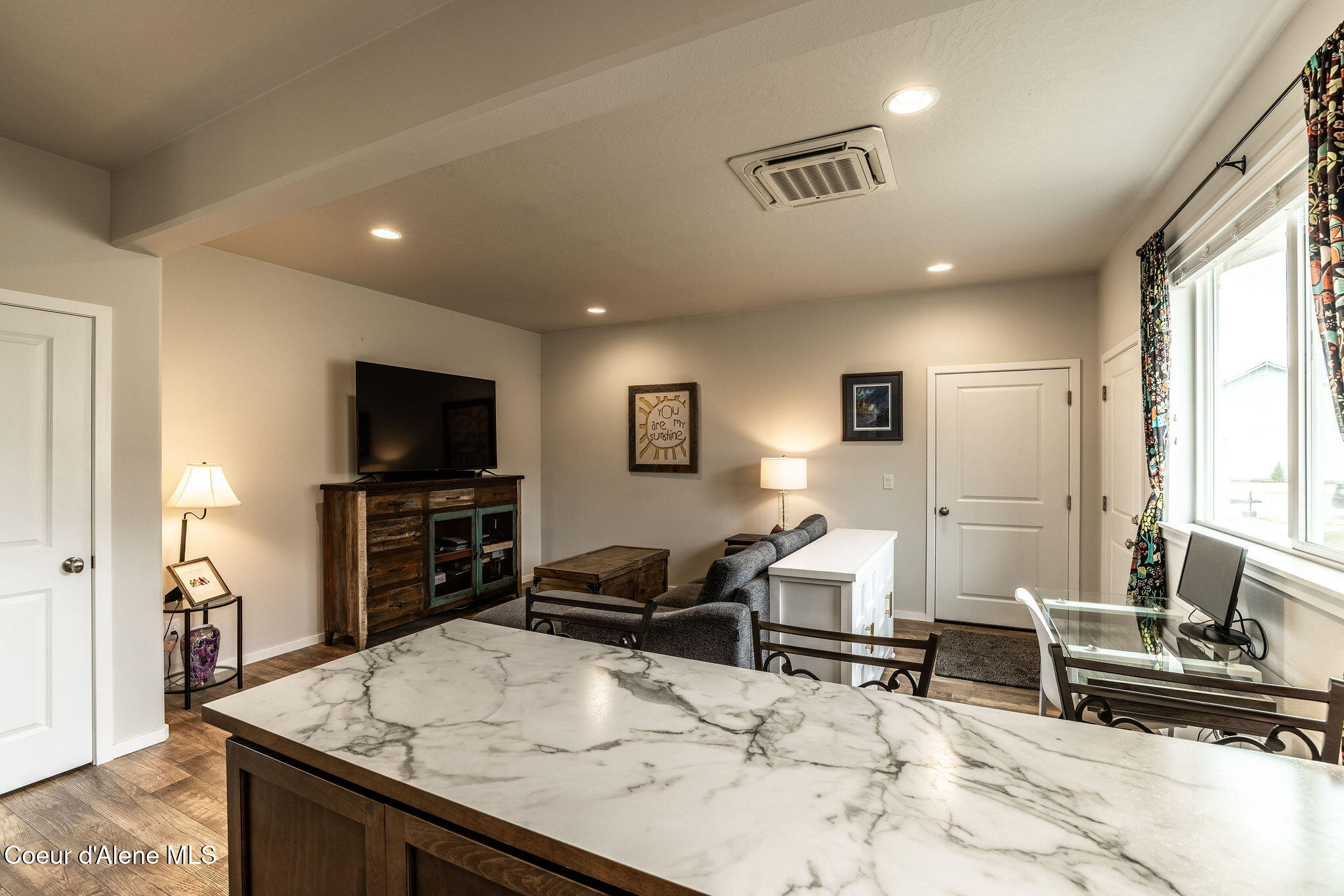 Coeur D'alene, Idaho, 83815, United States, 5 Bedrooms Bedrooms, ,4 BathroomsBathrooms,Residential,For Sale,1754735