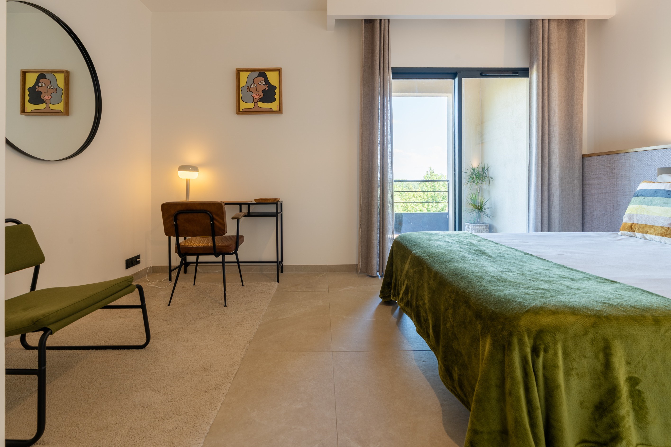  ELEGANT CONTEMPORARY VILLA WITH EXCEPTIONAL VIEWS OF THE Cité de Carcassonne - 物件實景