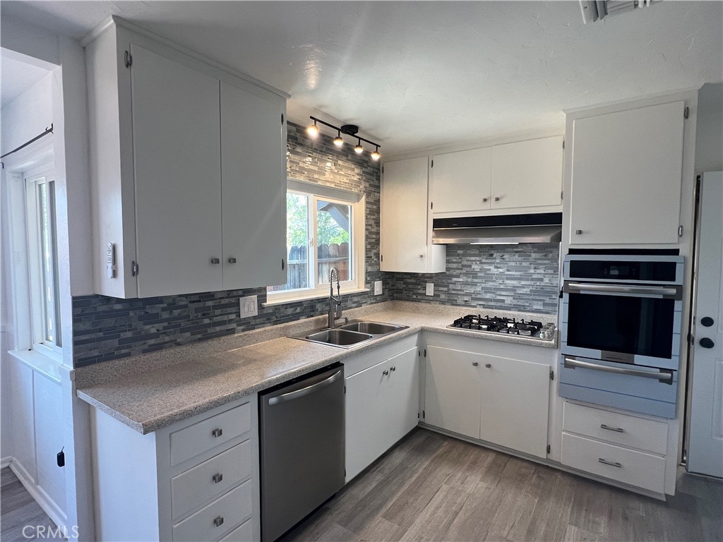 San Bernardino, California, 92404, United States, 3 Bedrooms Bedrooms, ,2 BathroomsBathrooms,Residential,For Sale,1978496