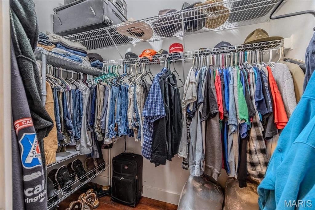 Lebanon, Missouri, 65536, United States, 4 Bedrooms Bedrooms, ,4 BathroomsBathrooms,Residential,For Sale,1976703