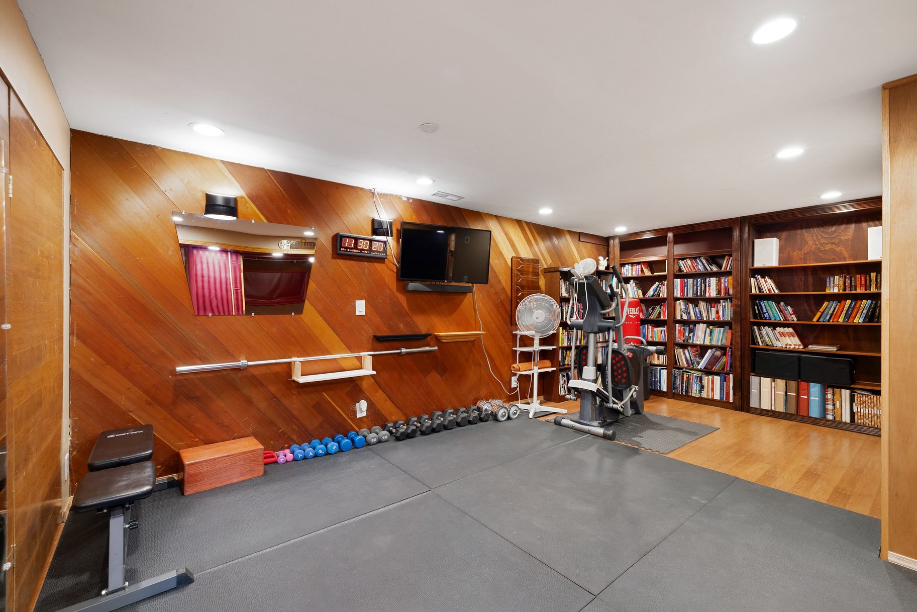  exceptional residence in a neighborhood where  homes seldom become available - 物件實景