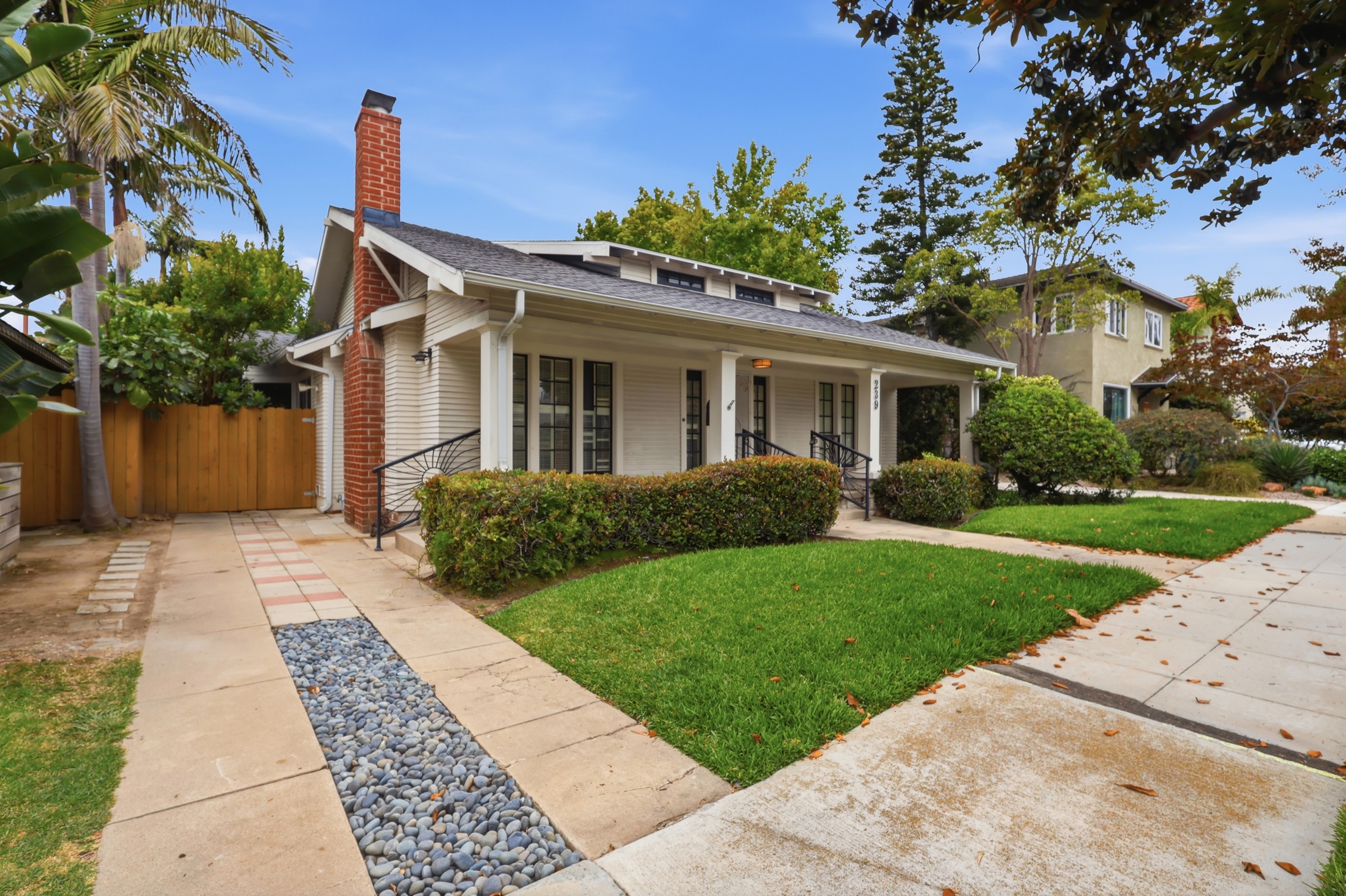  239 Mira Mar Avenue, Long Beach, CA 90803 - 物件實景