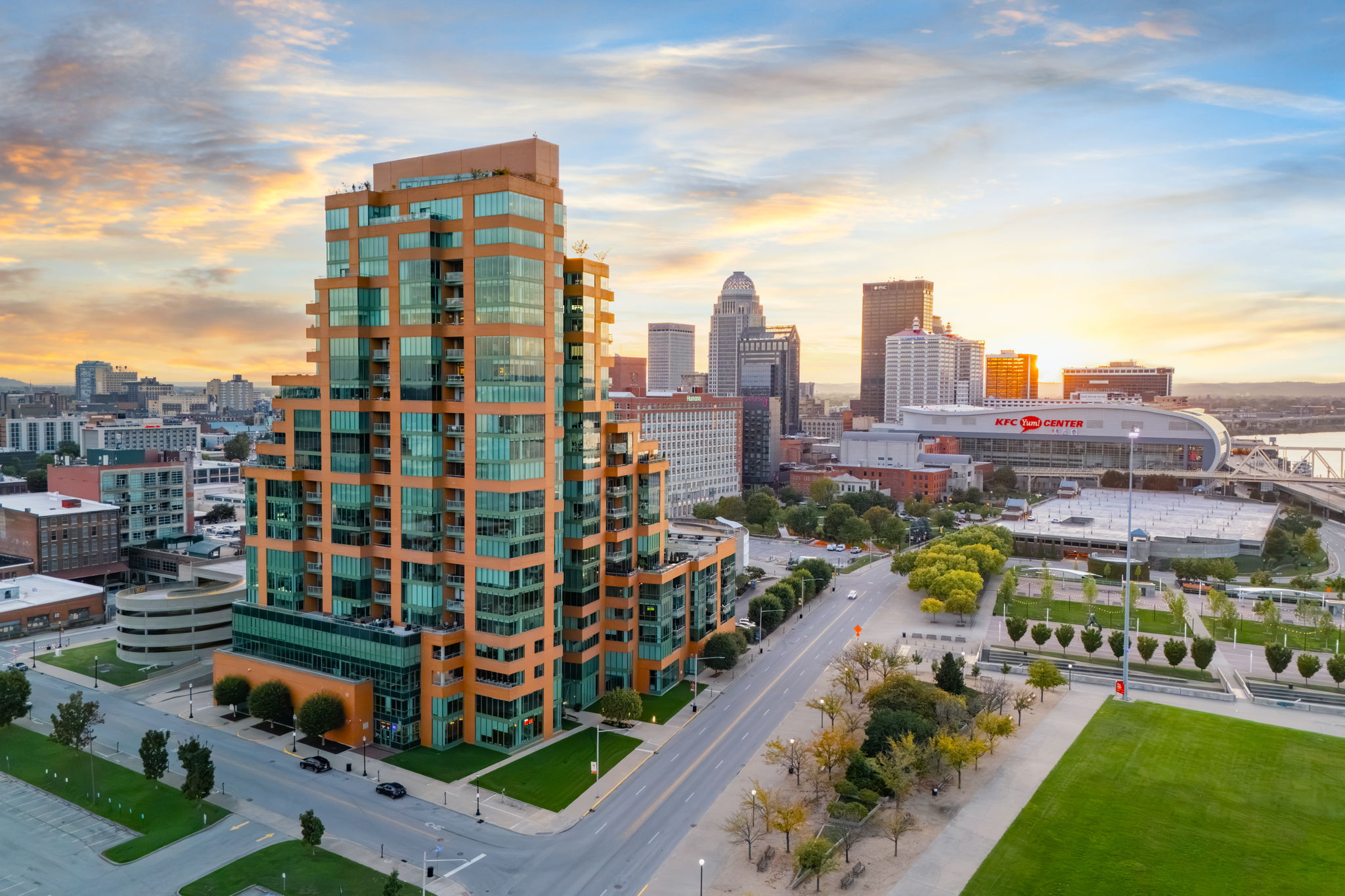  222 East Witherspoon Street, Louisville, KY 40202 - 物件實景