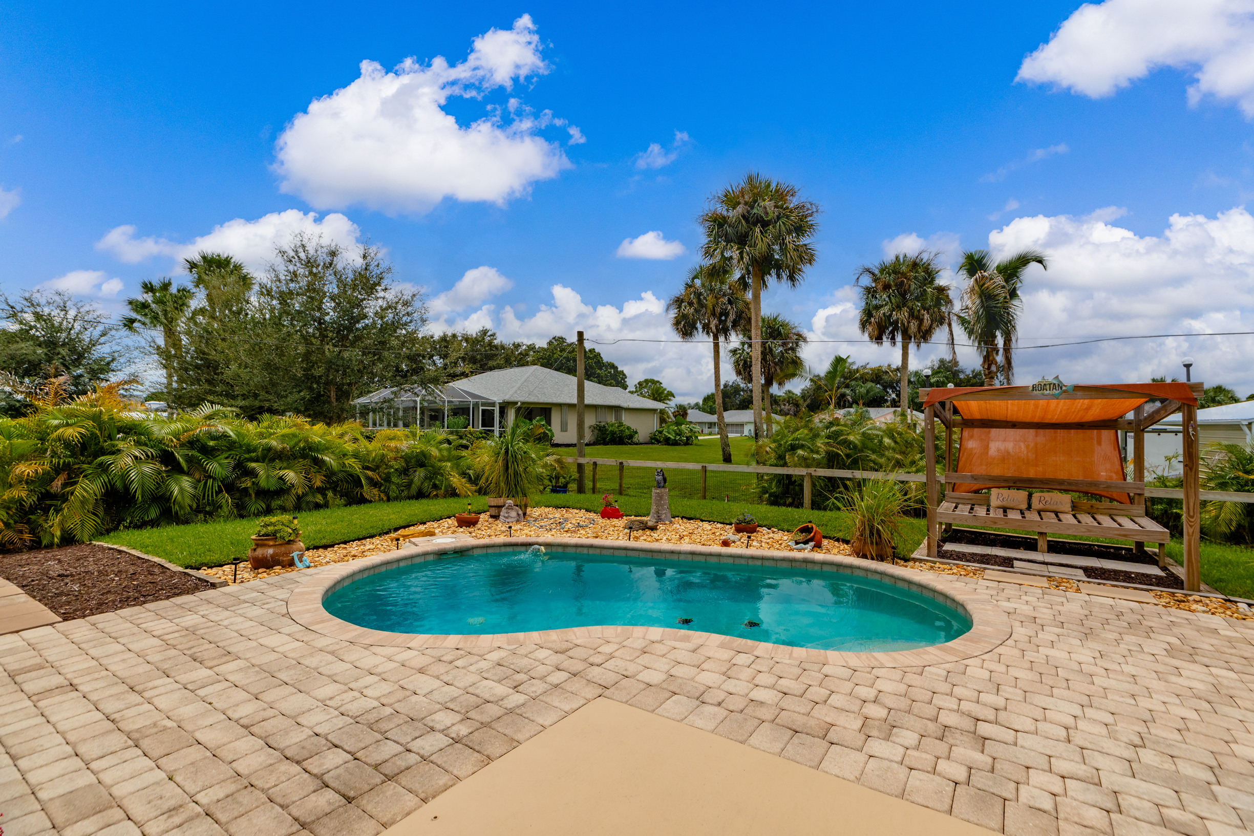  818 George Street, Sebastian, FL, 32958 - 物件實景