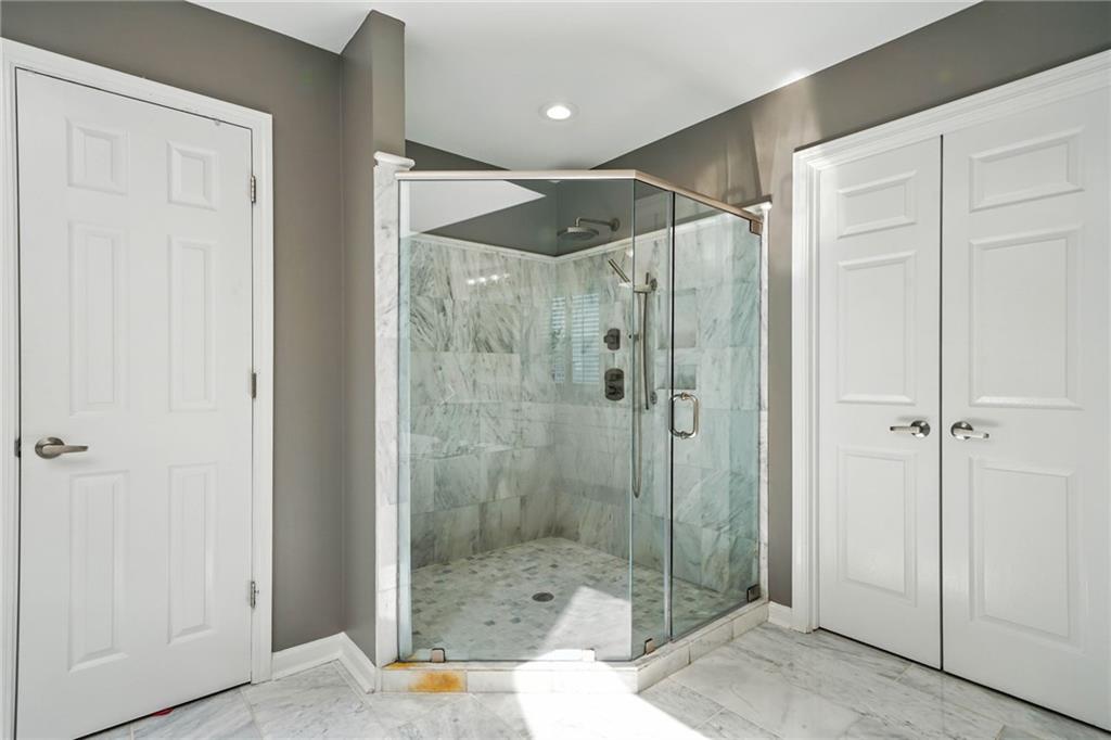 Marietta, Georgia, 30067, United States, 5 Bedrooms Bedrooms, ,4 BathroomsBathrooms,Residential,For Sale,1938523