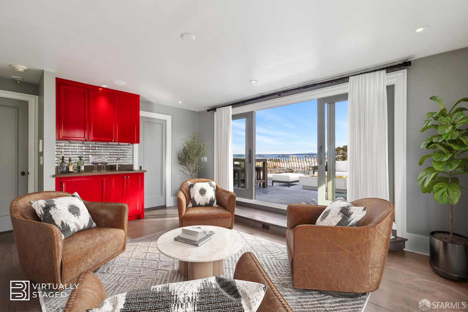 San Francisco, California, 94123, United States, 4 Bedrooms Bedrooms, ,6 BathroomsBathrooms,Residential,For Sale,1989096