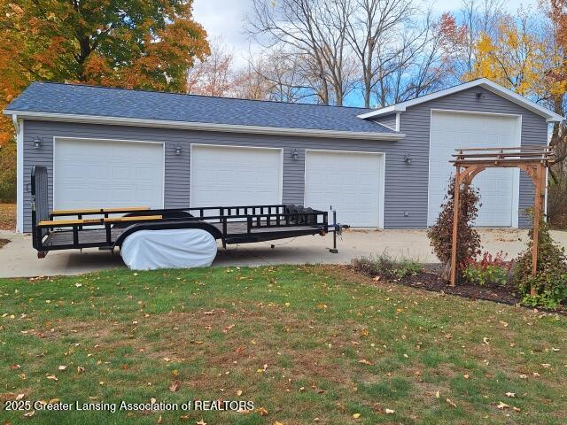 Charlotte, Michigan, 48813, United States, 5 Bedrooms Bedrooms, ,5 BathroomsBathrooms,Residential,For Sale,1985665