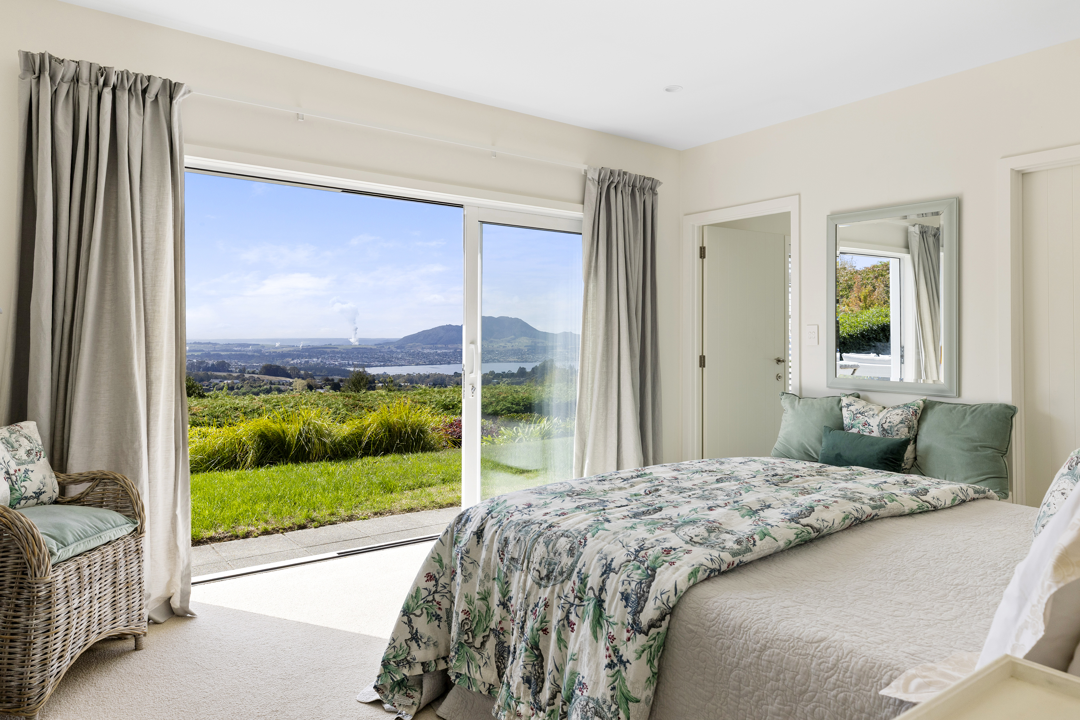  97 Highland Drive, Acacia Bay - 物件實景