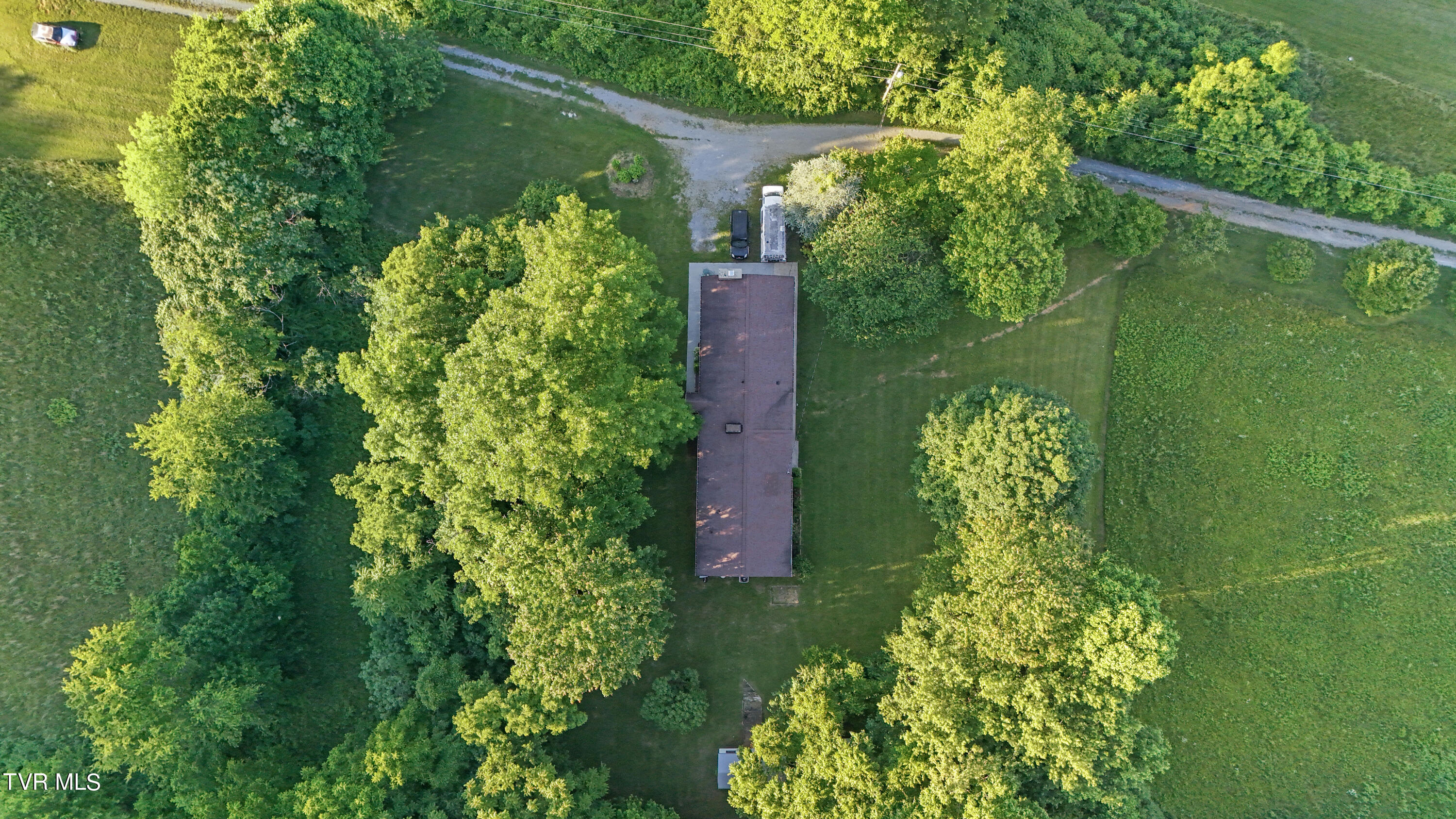 Jonesborough, Tennessee, 37659, United States, 3 Bedrooms Bedrooms, ,3 BathroomsBathrooms,Residential,For Sale,1888653
