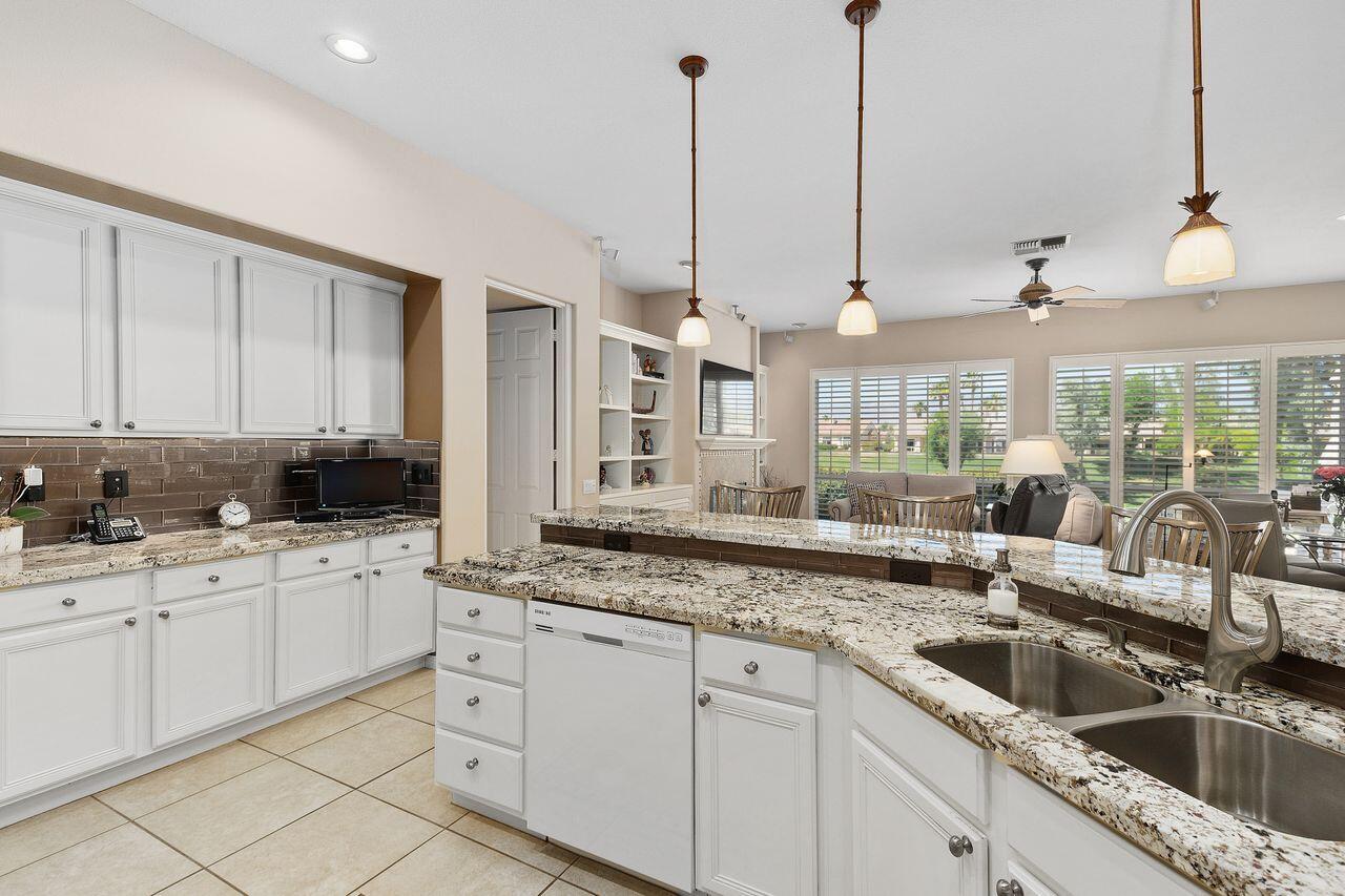 Palm Desert, California, 92211, United States, 3 Bedrooms Bedrooms, ,3 BathroomsBathrooms,Residential,For Sale,1827813
