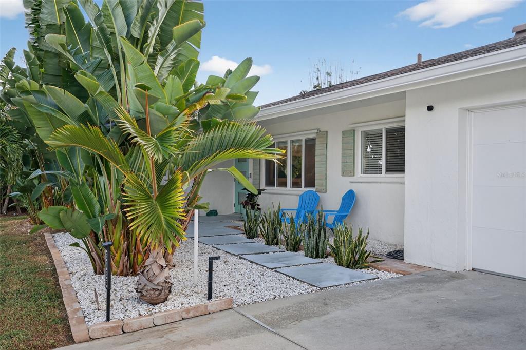 Sarasota, Florida, 34239, United States, 3 Bedrooms Bedrooms, ,2 BathroomsBathrooms,Residential,For Sale,1991192