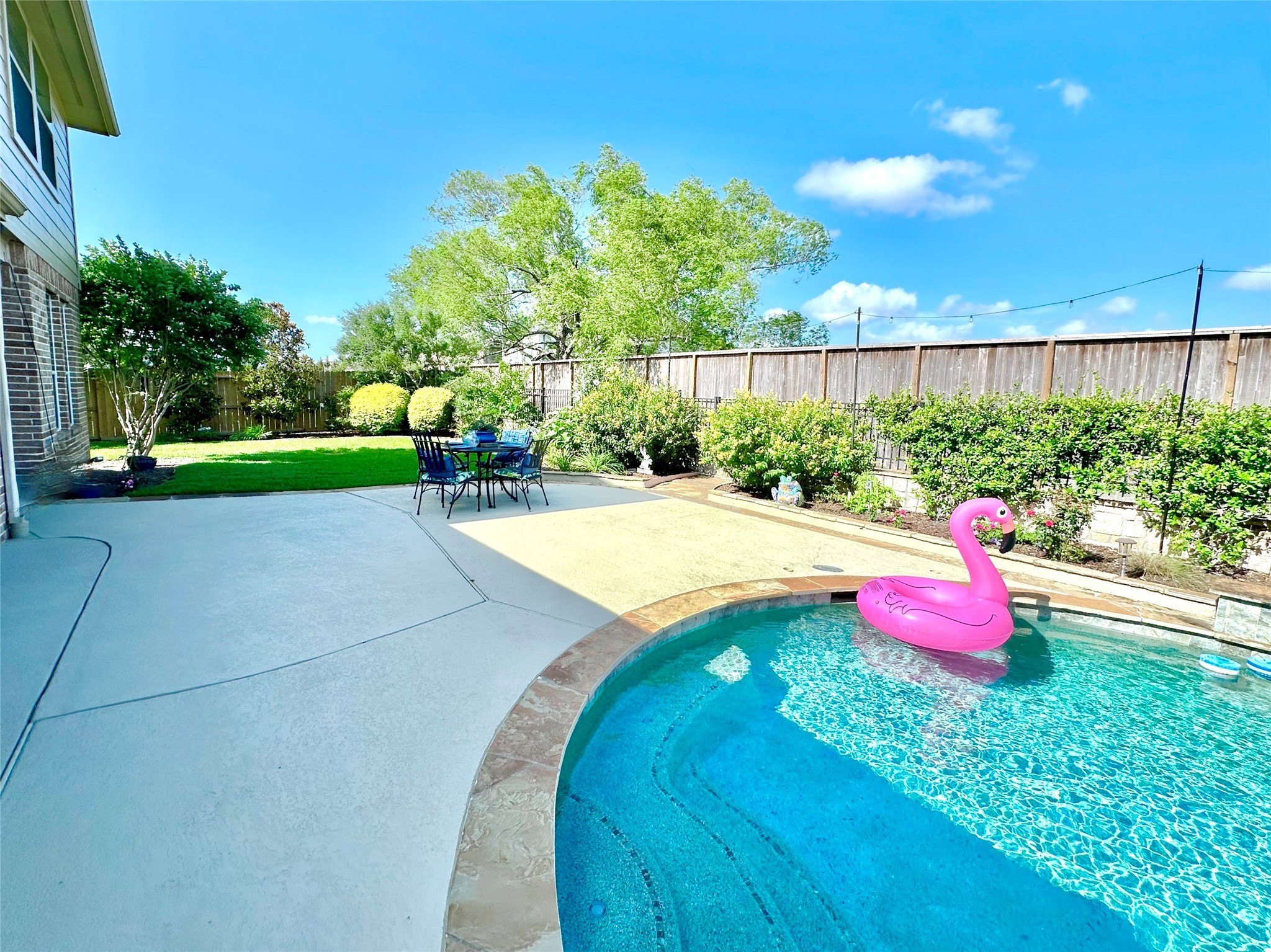 Friendswood, Texas, 77546, United States, 5 Bedrooms Bedrooms, ,5 BathroomsBathrooms,Residential,For Sale,1713822