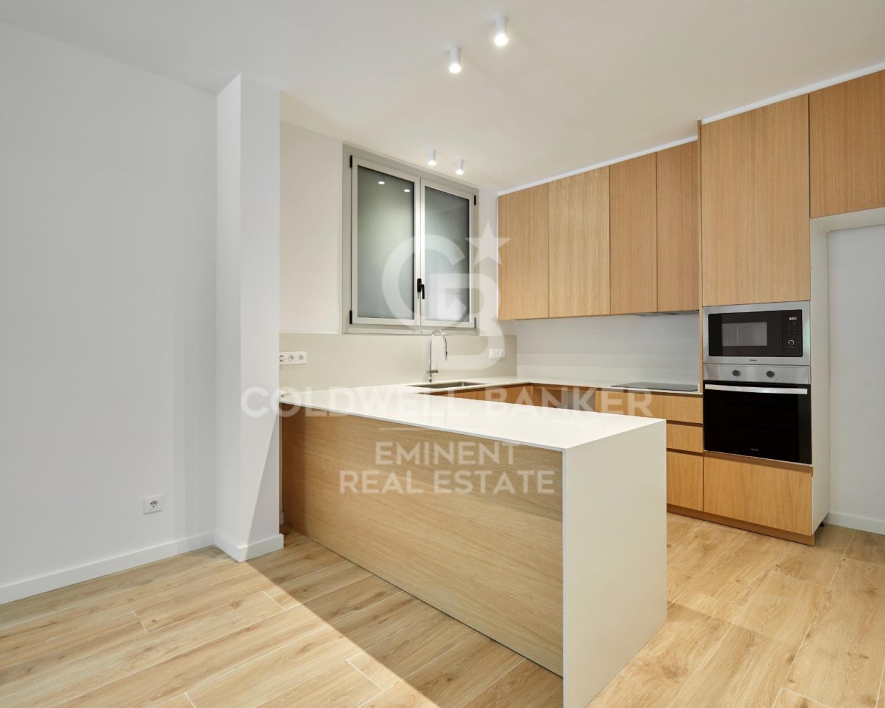 Barcelona, Catalonia, ES, 3 Bedrooms Bedrooms, ,2 BathroomsBathrooms,Residential,For Sale,1827356