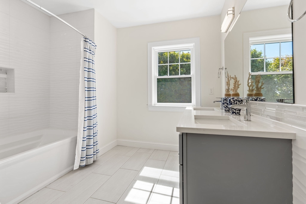 Sandwich, Massachusetts, 02563, United States, 4 Bedrooms Bedrooms, ,4 BathroomsBathrooms,Residential,For Sale,1989929