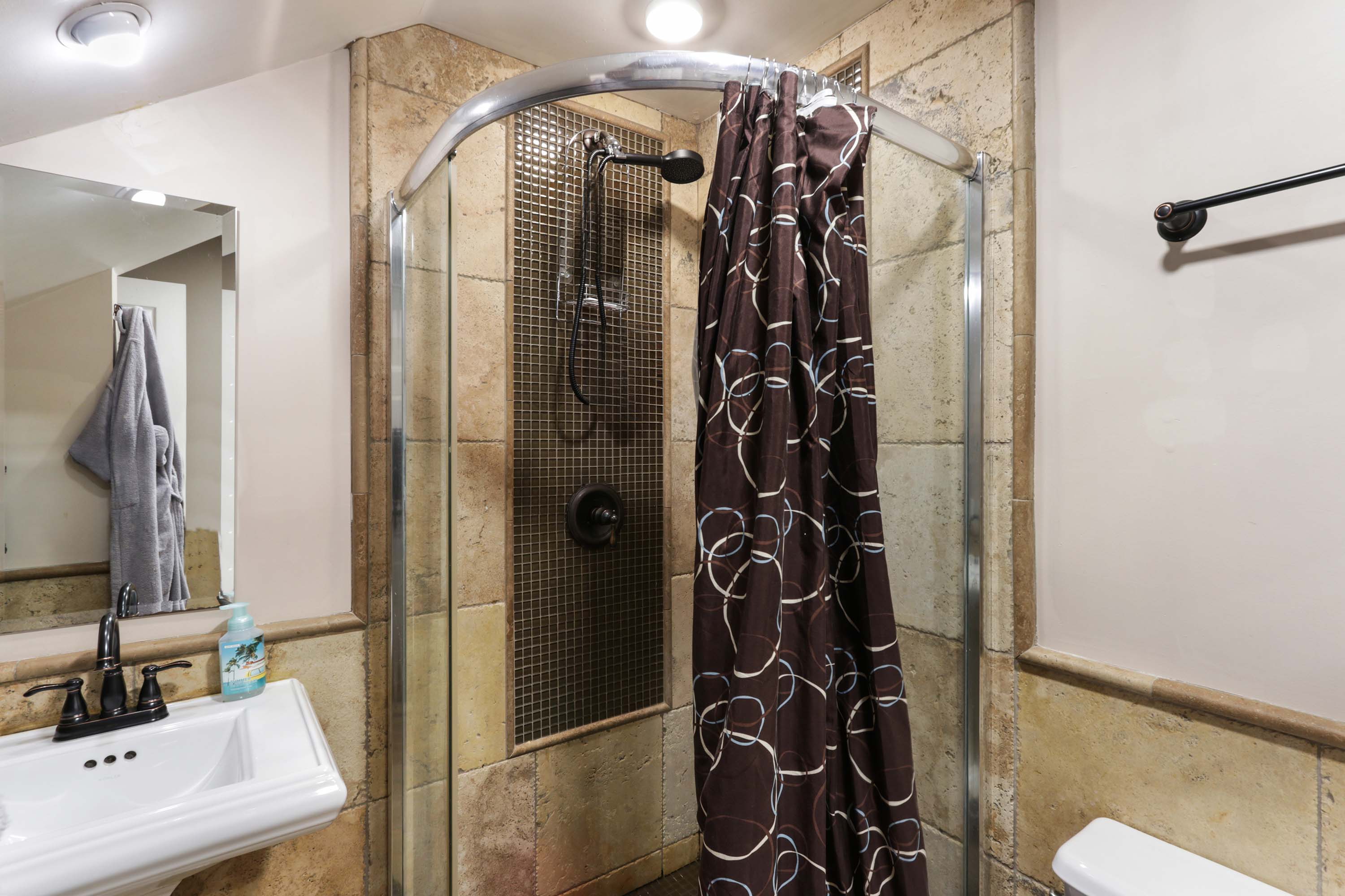 Sandpoint, Idaho, 83864, United States, 3 Bedrooms Bedrooms, ,2 BathroomsBathrooms,Residential,For Sale,1924530