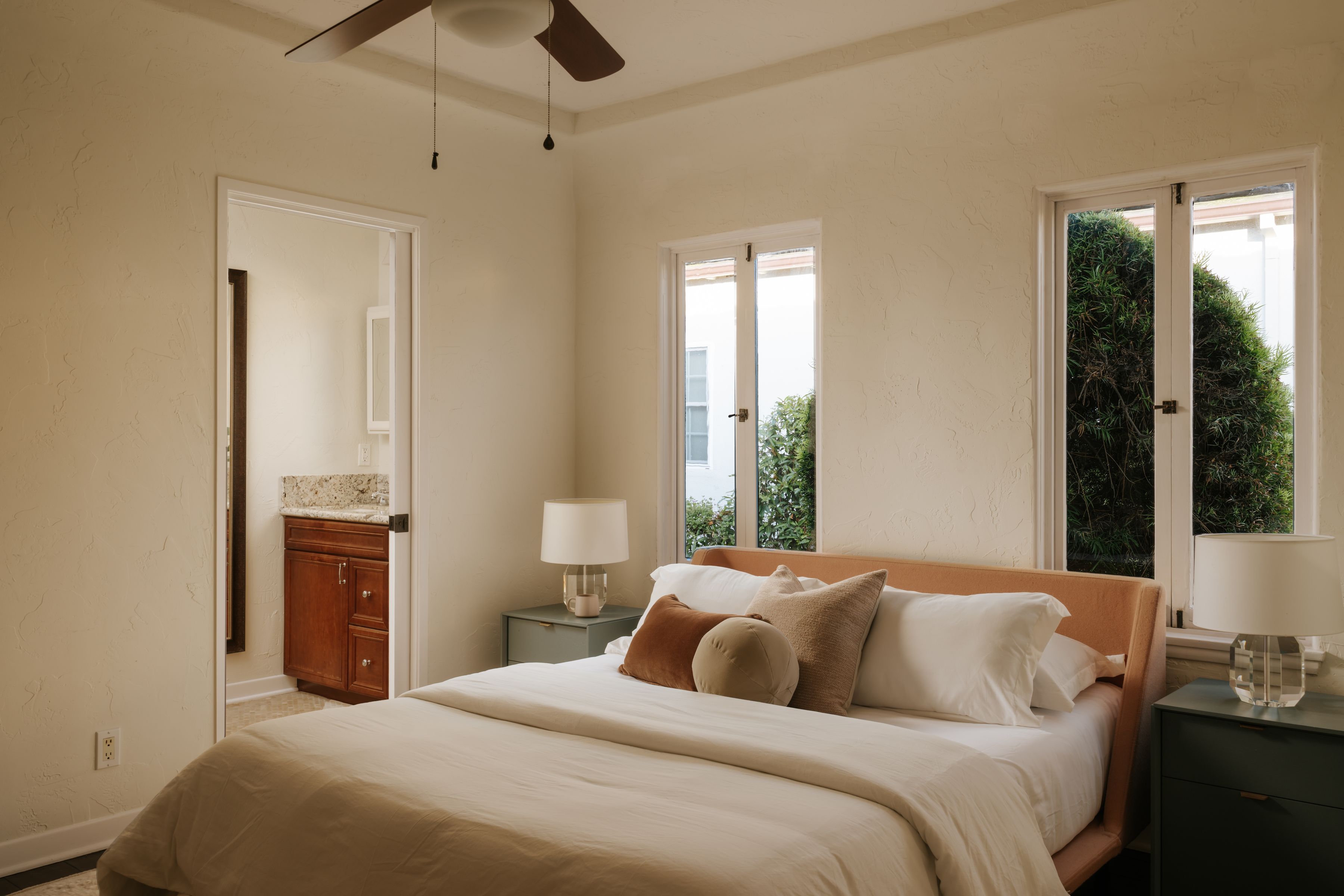 Carthay Circle Duplex - 物件實景