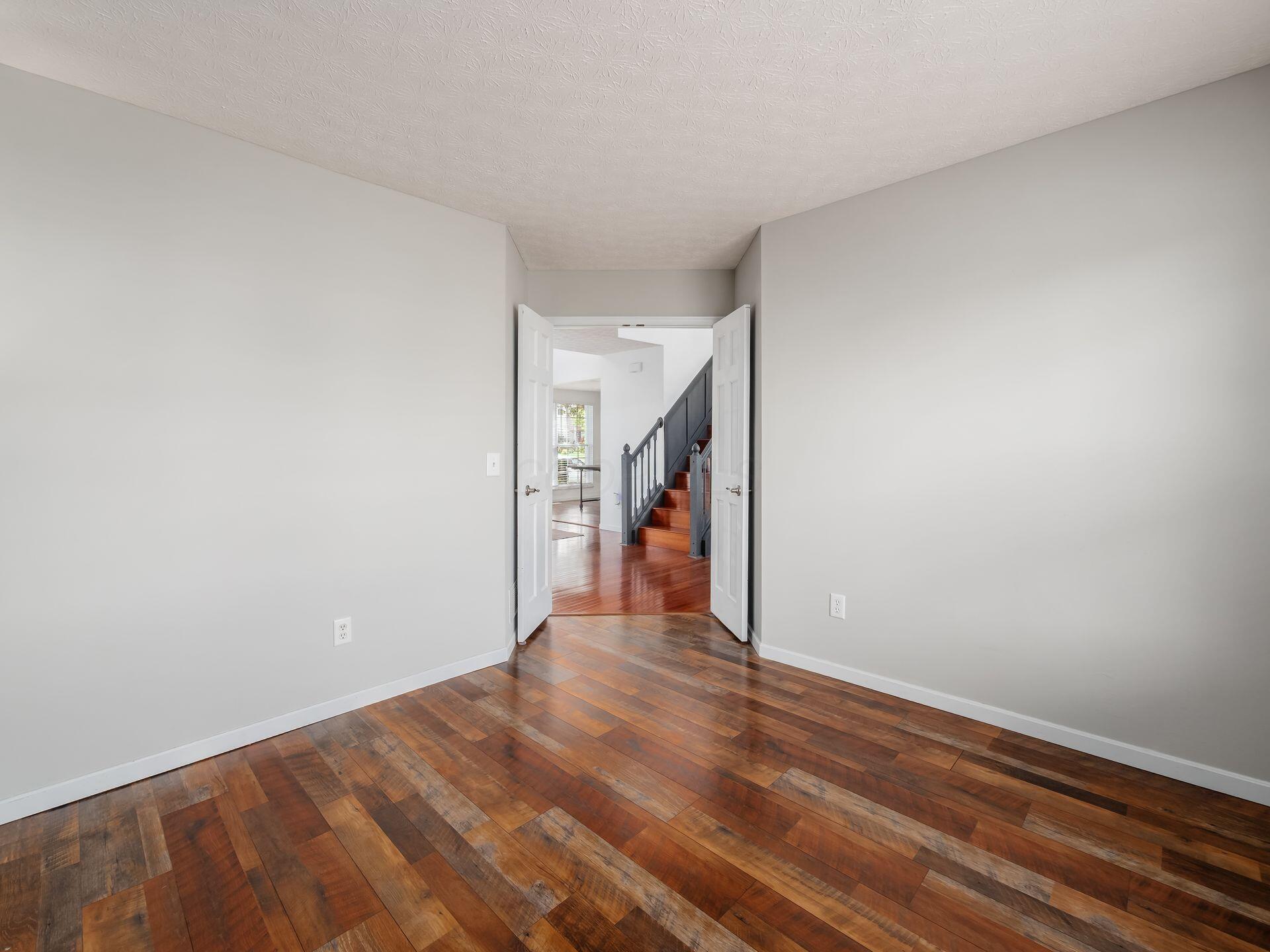  2587 Carla Drive - 物件實景