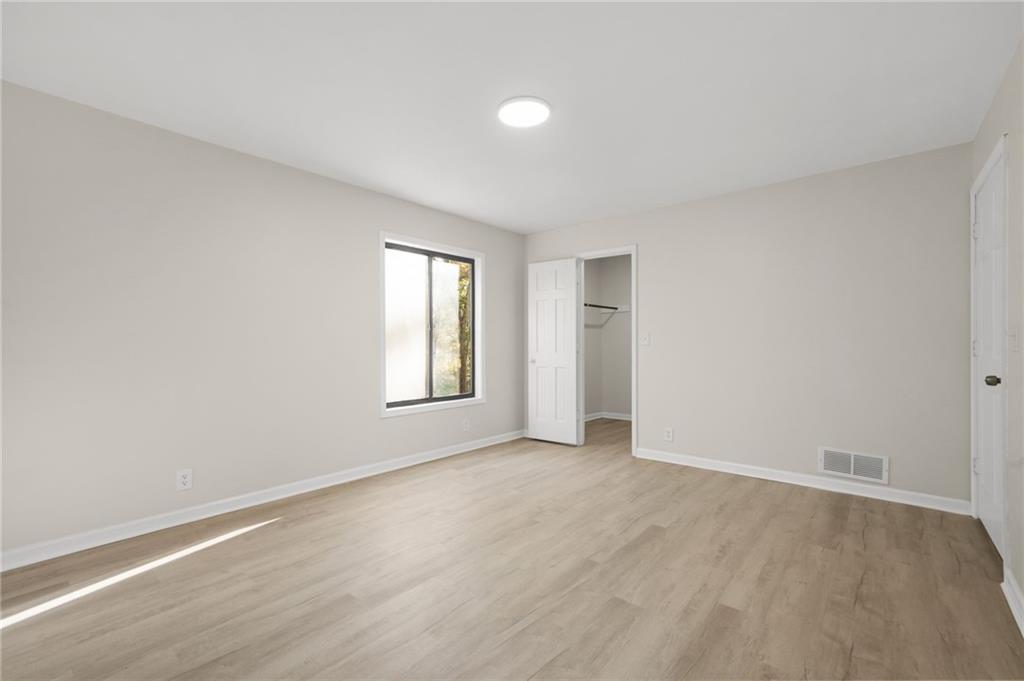 Snellville, Georgia, 30039, United States, 5 Bedrooms Bedrooms, ,4 BathroomsBathrooms,Residential,For Sale,1993862