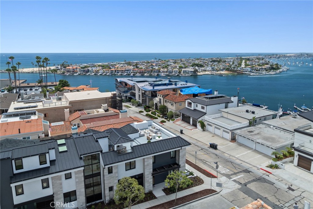 Corona del Mar, California, 92625, United States, 4 Bedrooms Bedrooms, ,5 BathroomsBathrooms,Residential,For Sale,1903462