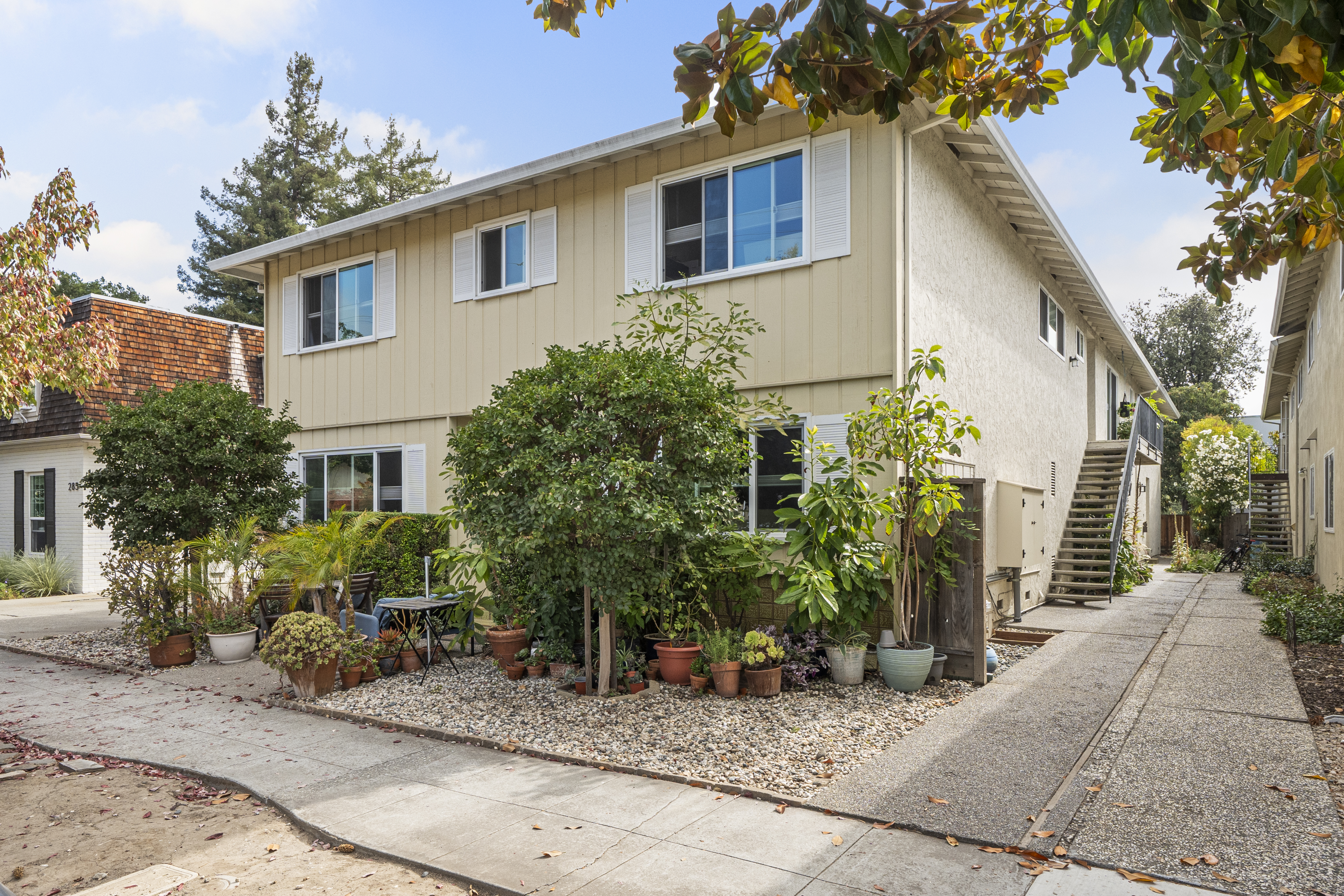  Exceptionally Large College Terrace Triplex in Palo Alto - 物件實景
