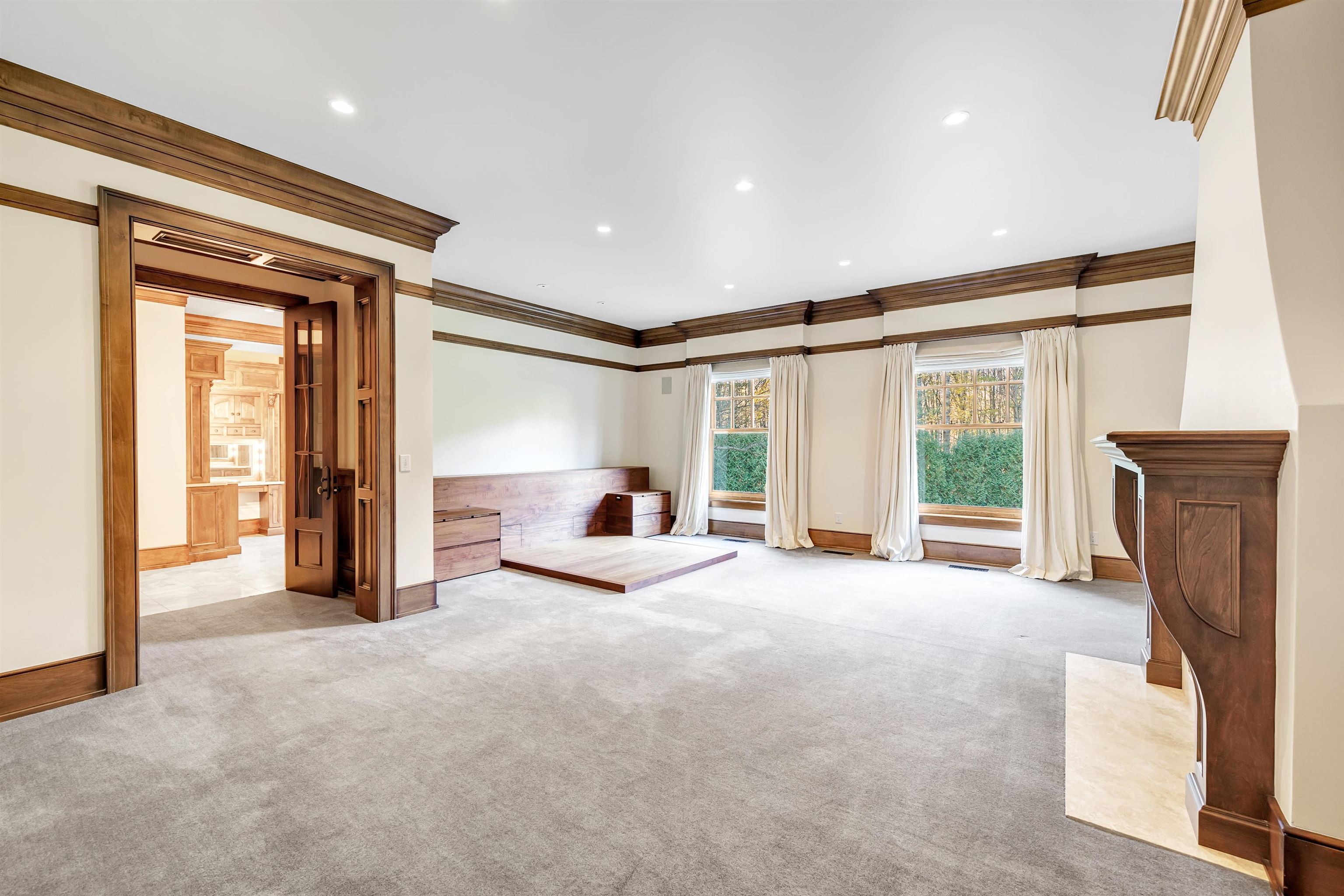 HOBART, Wisconsin, 54155, United States, 4 Bedrooms Bedrooms, ,7 BathroomsBathrooms,Residential,For Sale,1991559