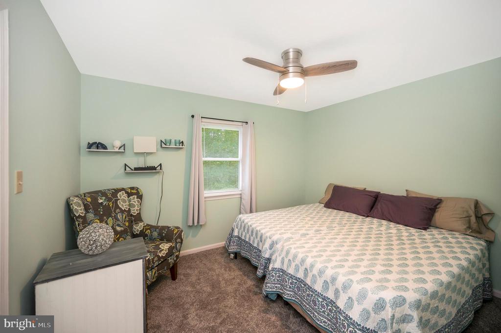 Hague, Virginia, 22469, United States, 4 Bedrooms Bedrooms, ,3 BathroomsBathrooms,Residential,For Sale,1944720