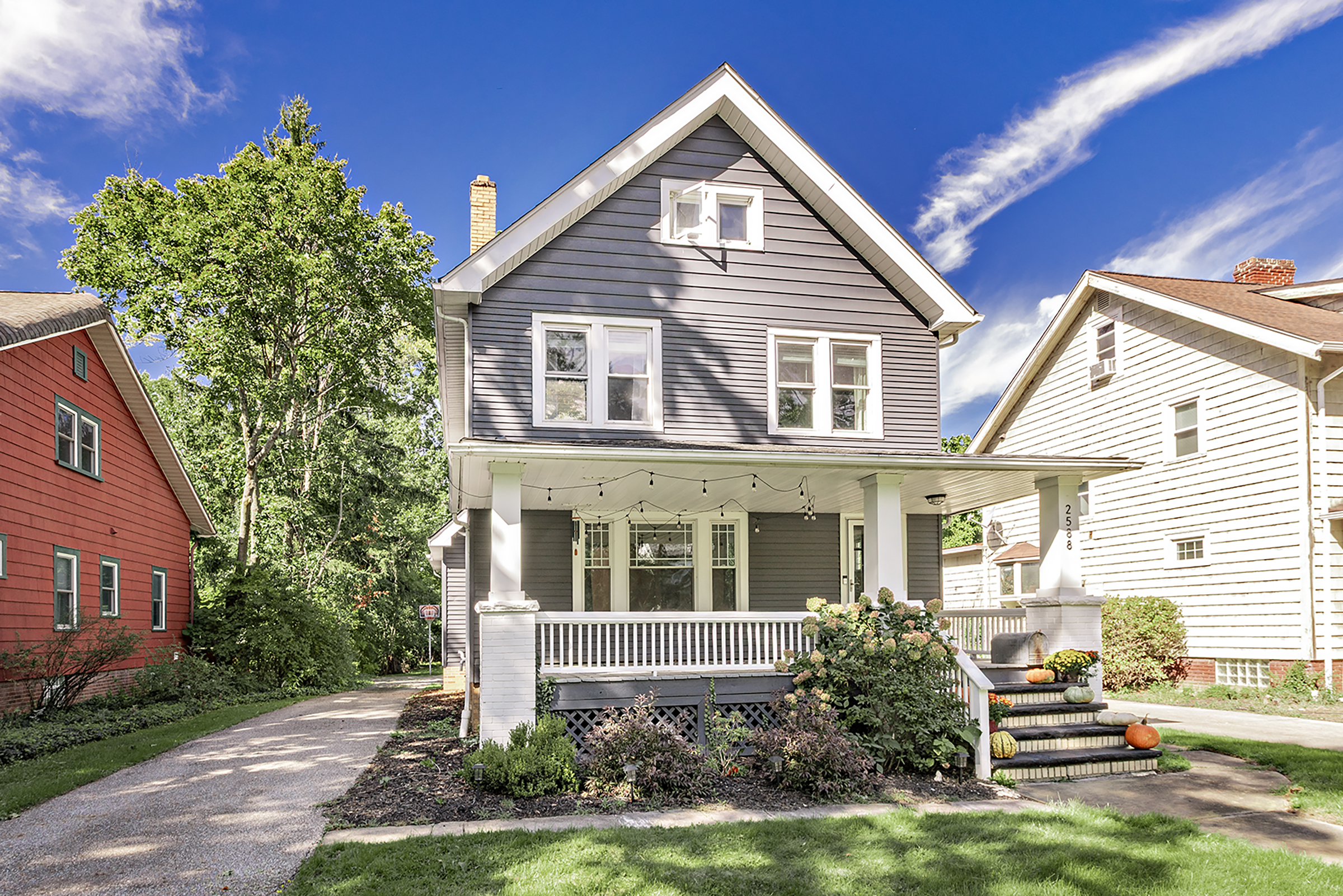 Queenston Rd, Cleveland, OH 44118