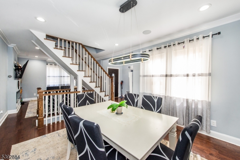 Belleville Twp., New Jersey, 07109, United States, 8 Bedrooms Bedrooms, ,3 BathroomsBathrooms,Residential,For Sale,1989037