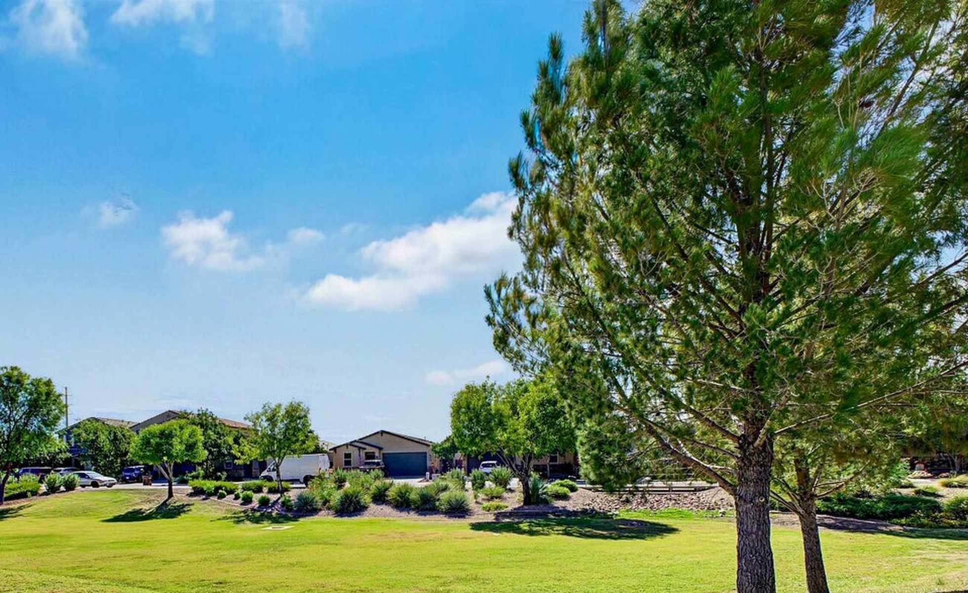  36304 N Chayton Dr  San Tan Valley, AZ - 物件實景
