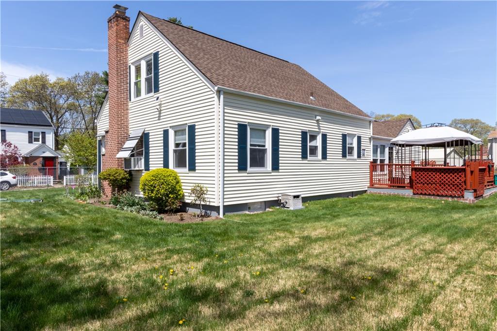 Warwick, Rhode Island, 02886, United States, 4 Bedrooms Bedrooms, ,1 BathroomBathrooms,Residential,For Sale,1943403