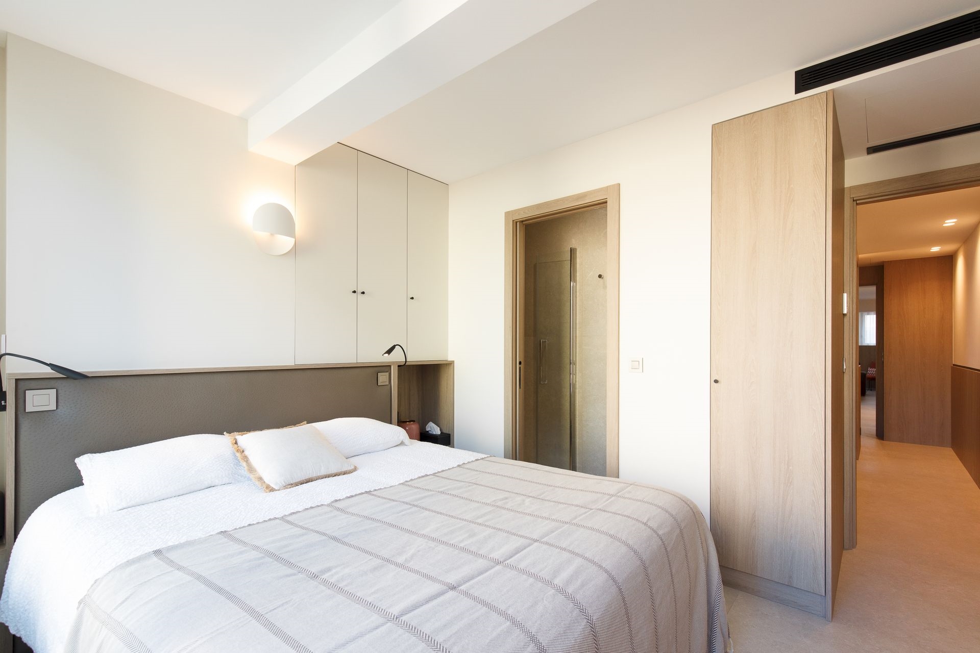  Cannes city centre, renovated 2-bedroom apartment ideal for rental investment - 物件實景