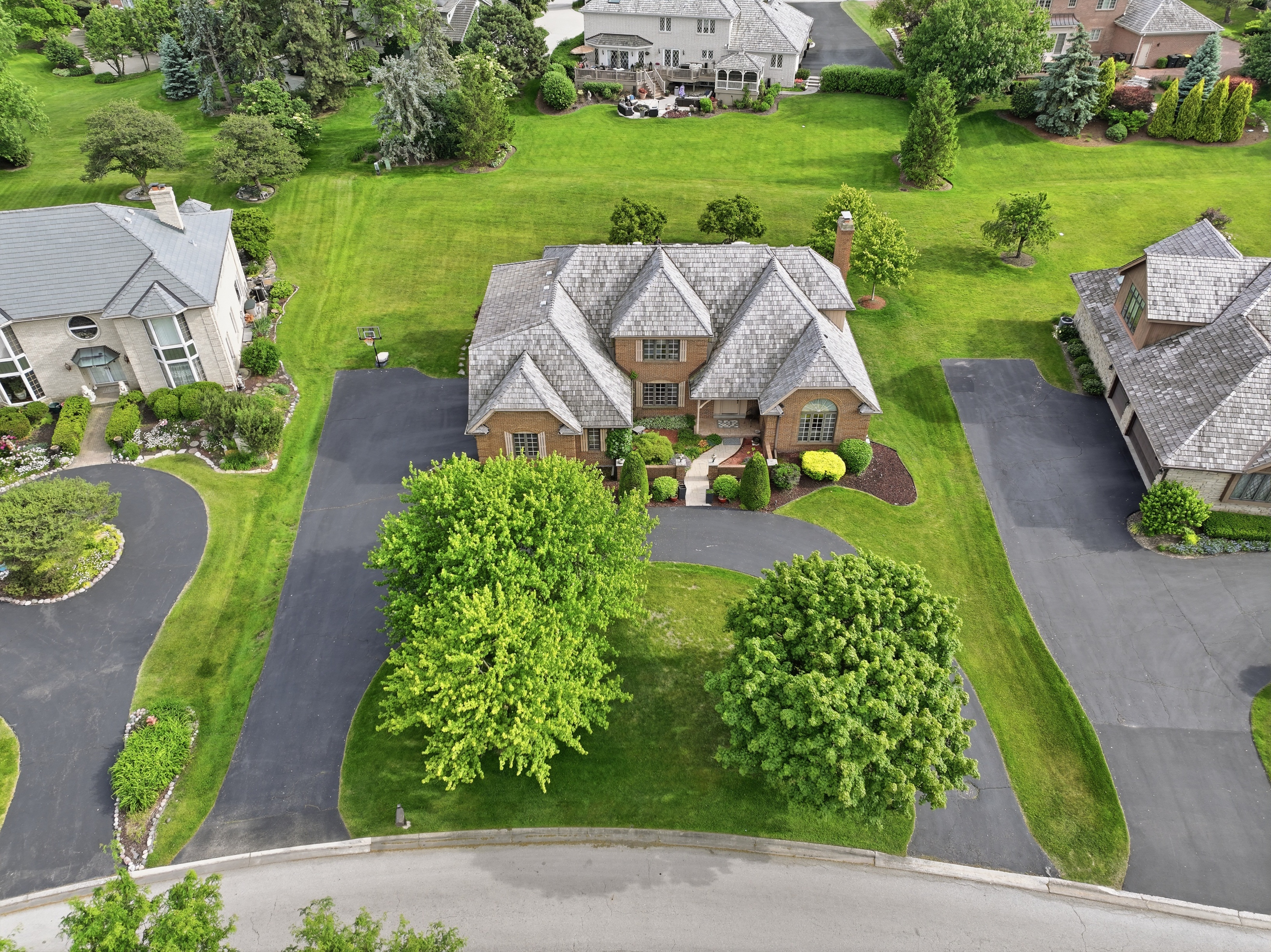  An Exceptional Lifestyle Opportunity in the Heart of Oak Brook - 物件實景