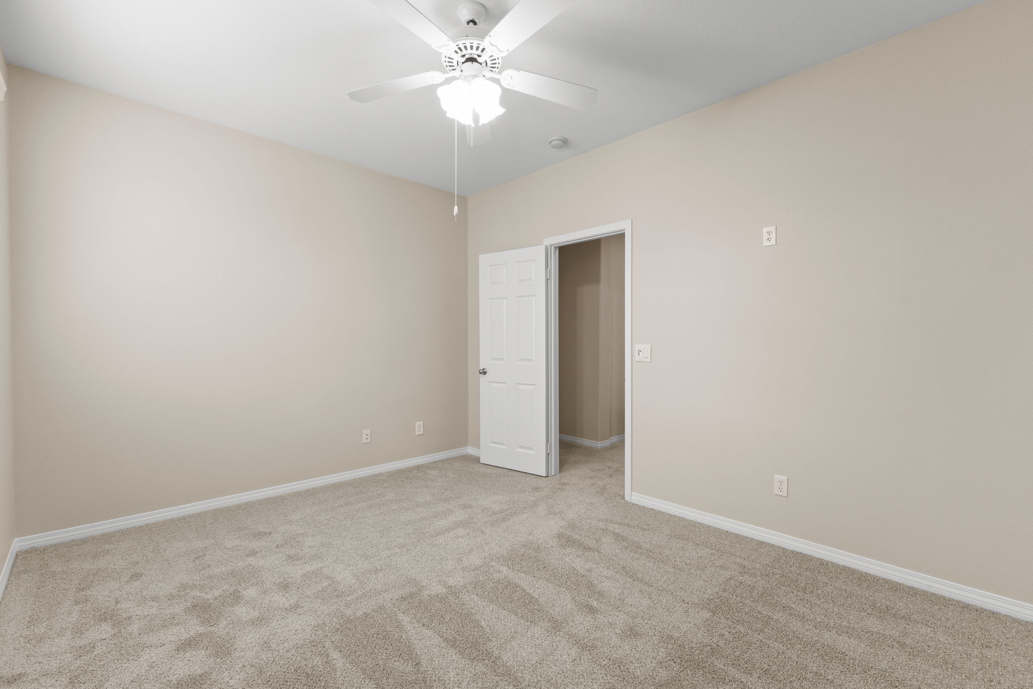 Redlands, California, 92374, United States, 6 Bedrooms Bedrooms, ,4 BathroomsBathrooms,Residential,For Sale,1923576