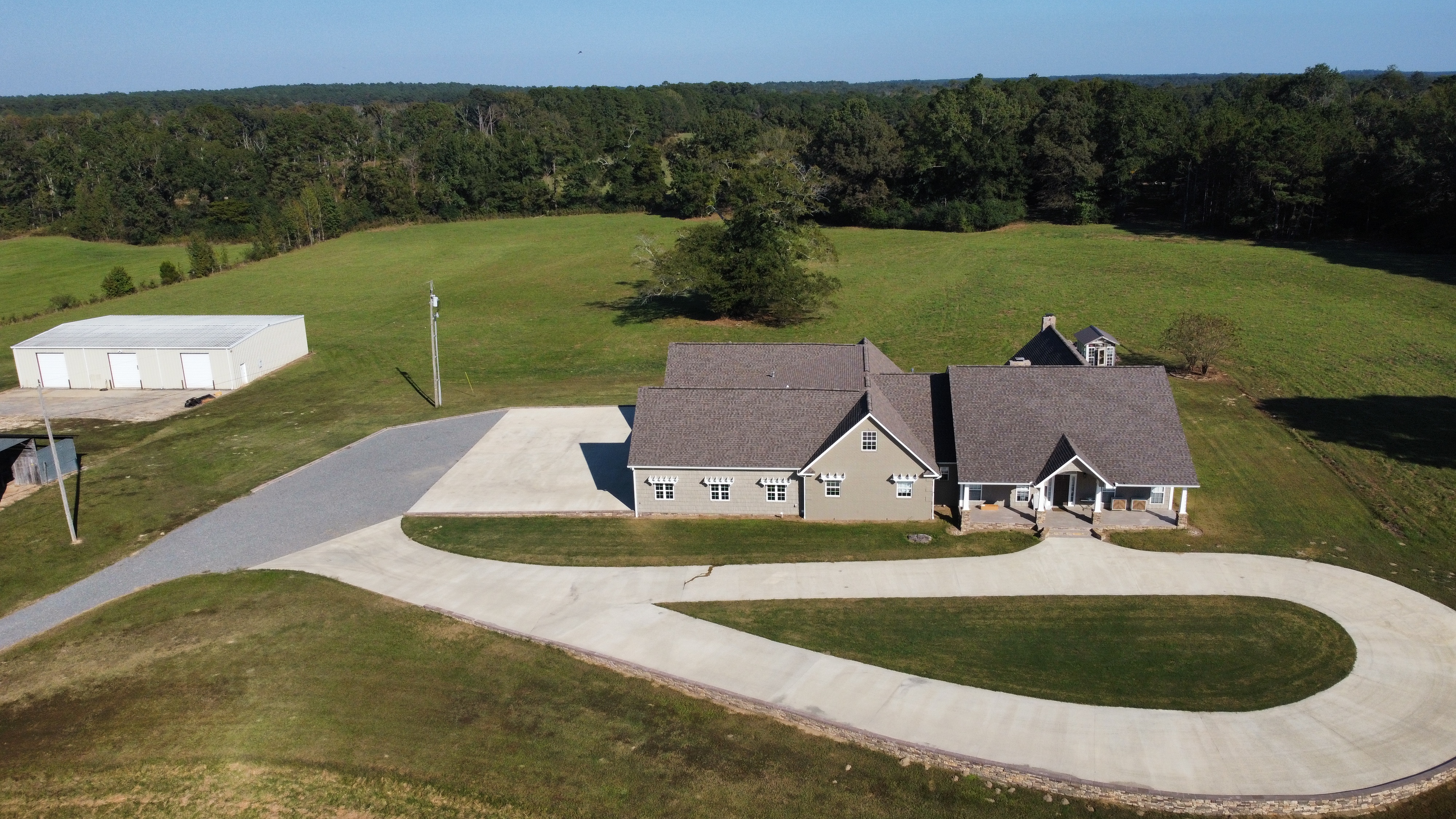 El Dorado, Arkansas, 71730, United States, 3 Bedrooms Bedrooms, ,3 BathroomsBathrooms,Residential,For Sale,1982528