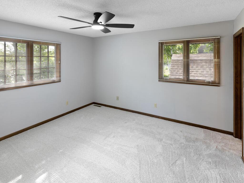 Maple Grove, Minnesota, 55369, United States, 5 Bedrooms Bedrooms, ,1 BathroomBathrooms,Residential,For Sale,1941602
