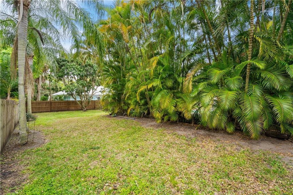 Vero Beach, Florida, 32960, United States, 3 Bedrooms Bedrooms, ,2 BathroomsBathrooms,Residential,For Sale,1989313