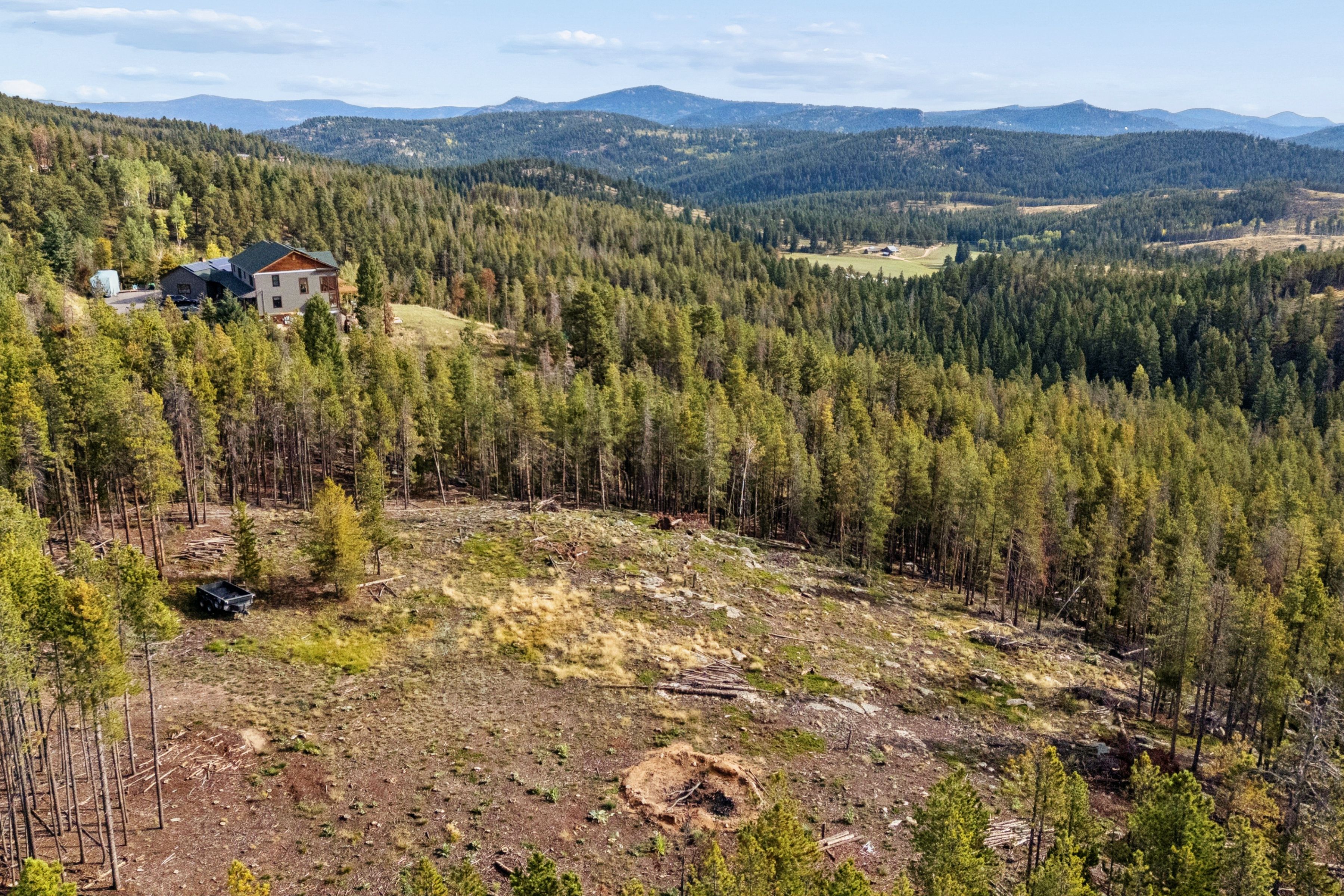  Opportunity to Build Your Foothills Dream Home with Over 7 Acres of Privacy - 物件實景